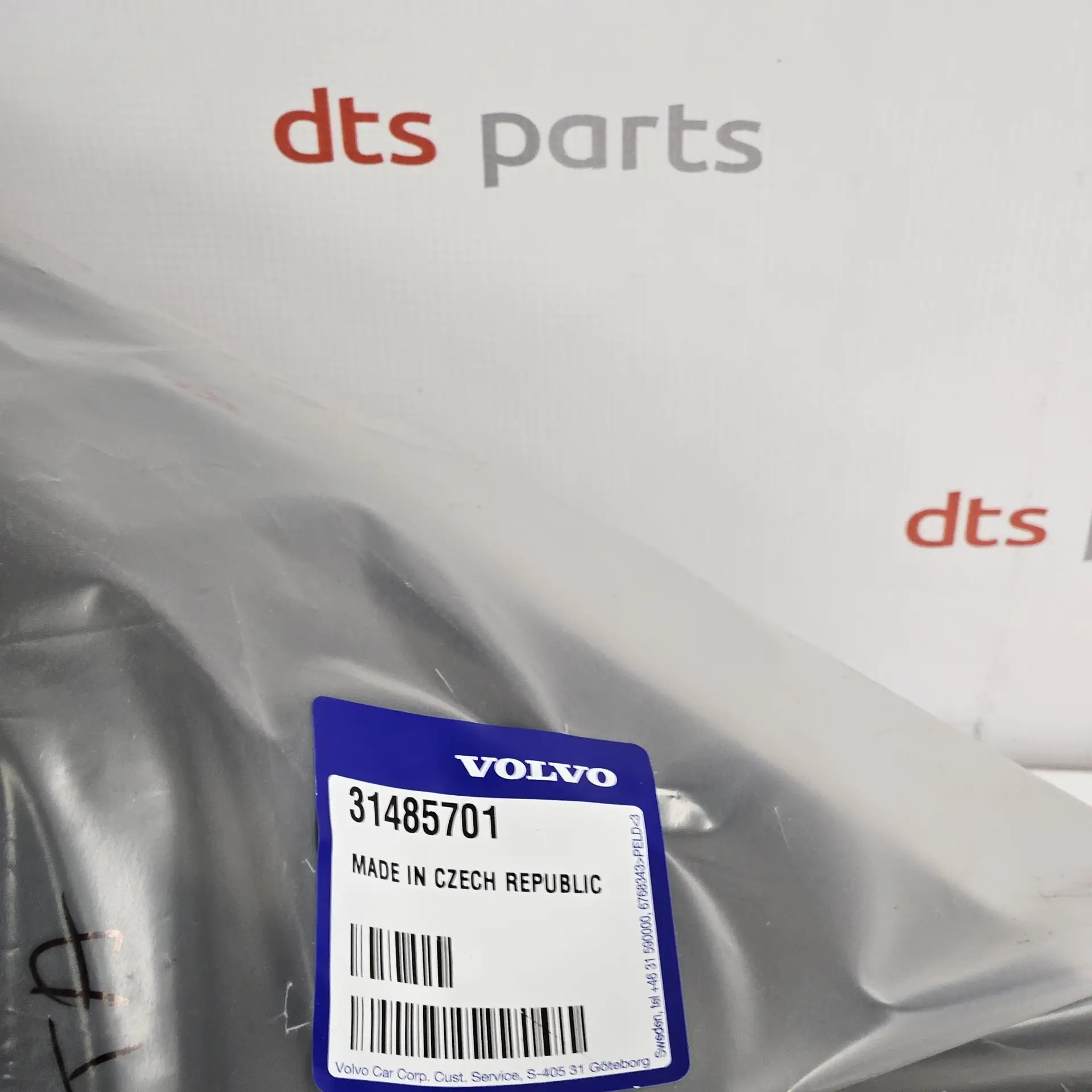 OEM Volvo 31485701 – AdBlue tank