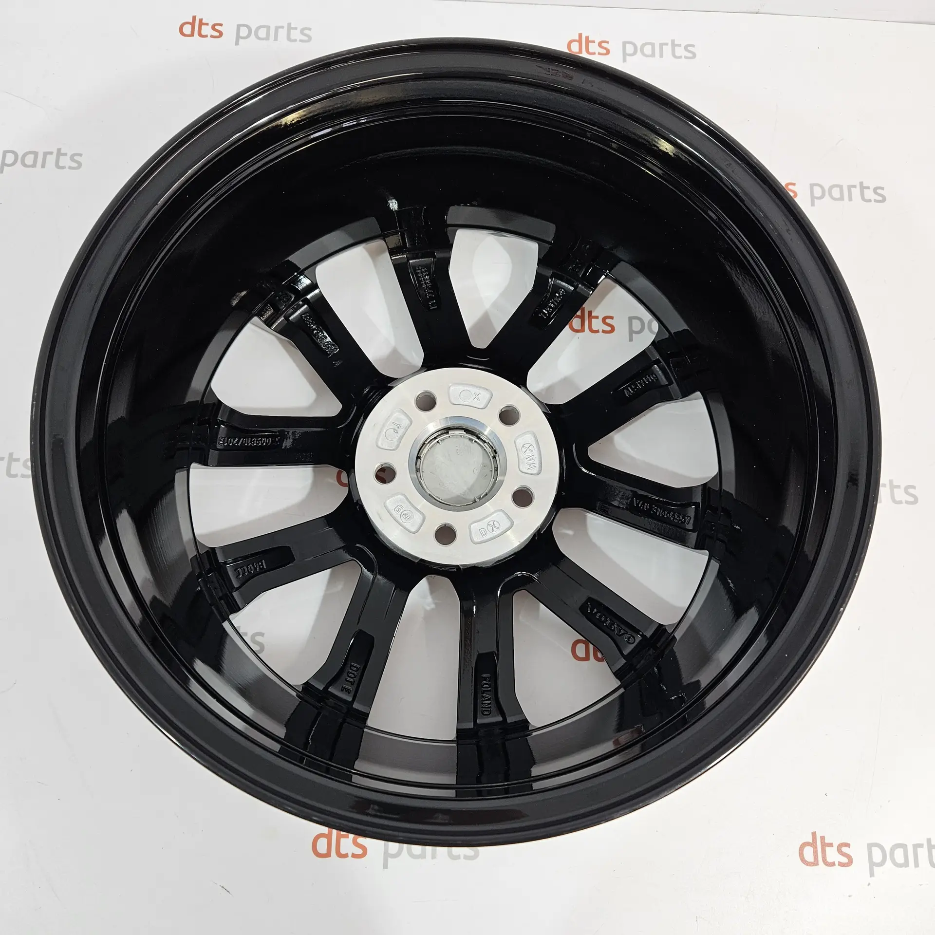 OEM Volvo 31664106 – Aluminum Rim Rodinia Volvo	V60 S60
