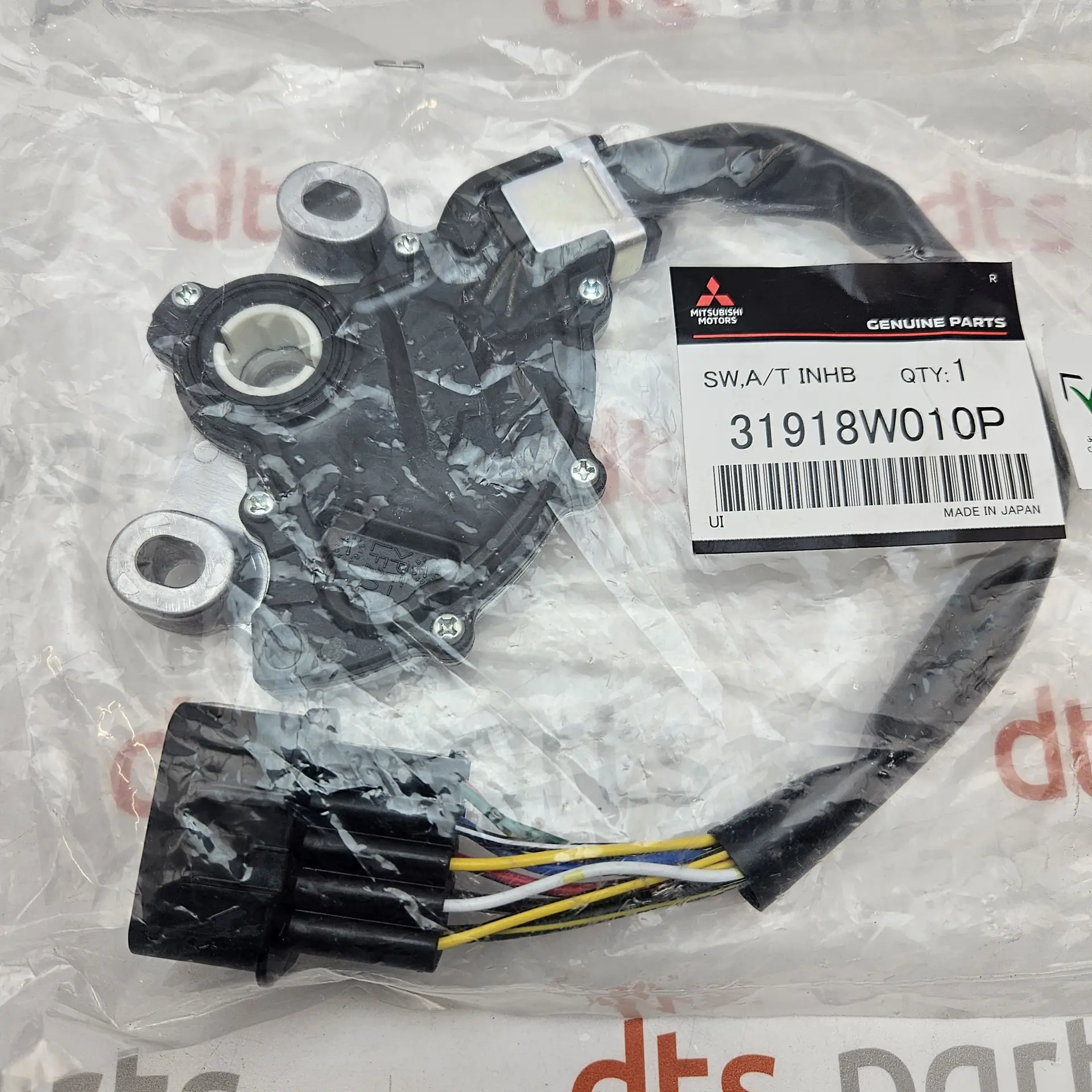 OEM Mitsubishi 31918W010P – Neutral safety switch