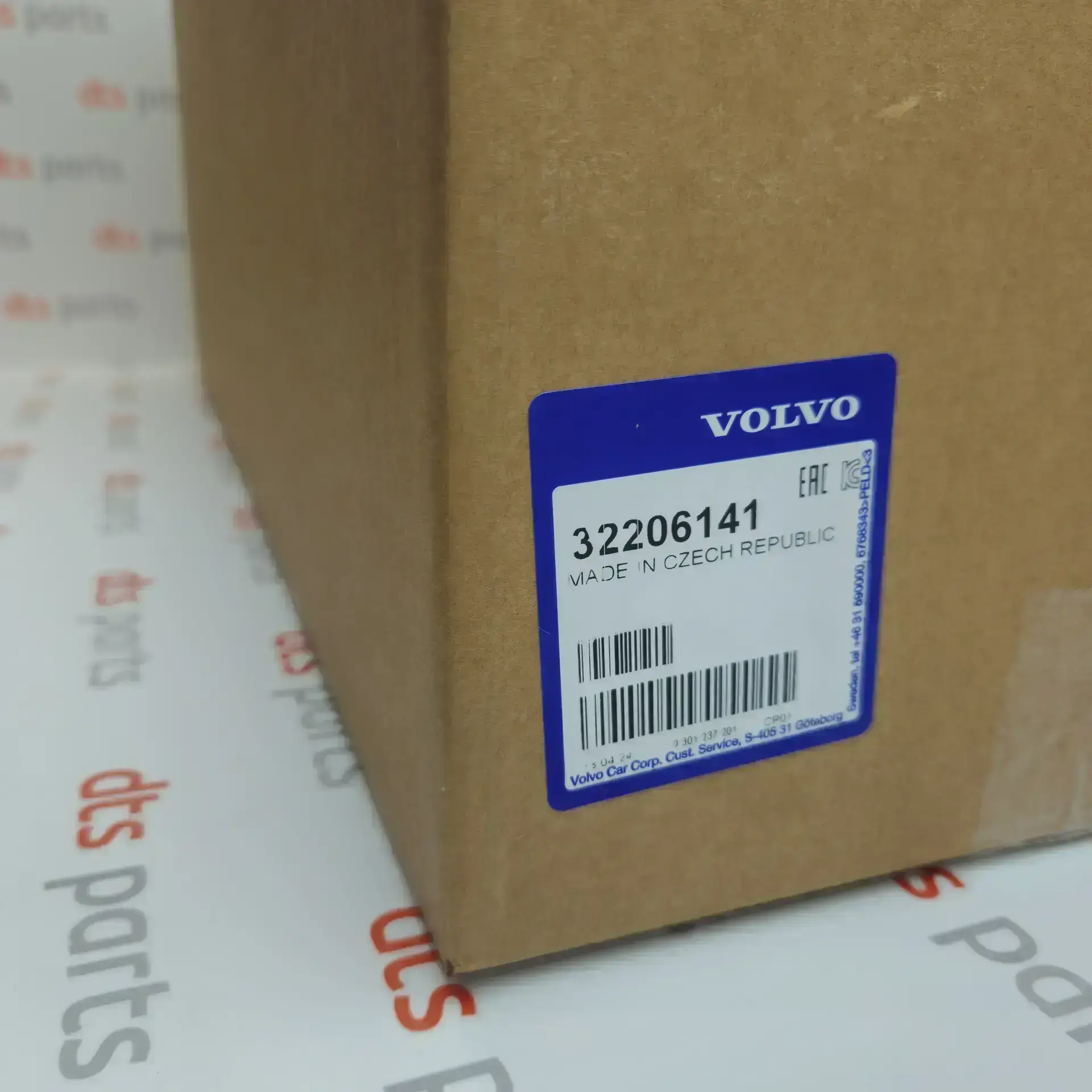 OEM Volvo 32206141 – Front left headlight