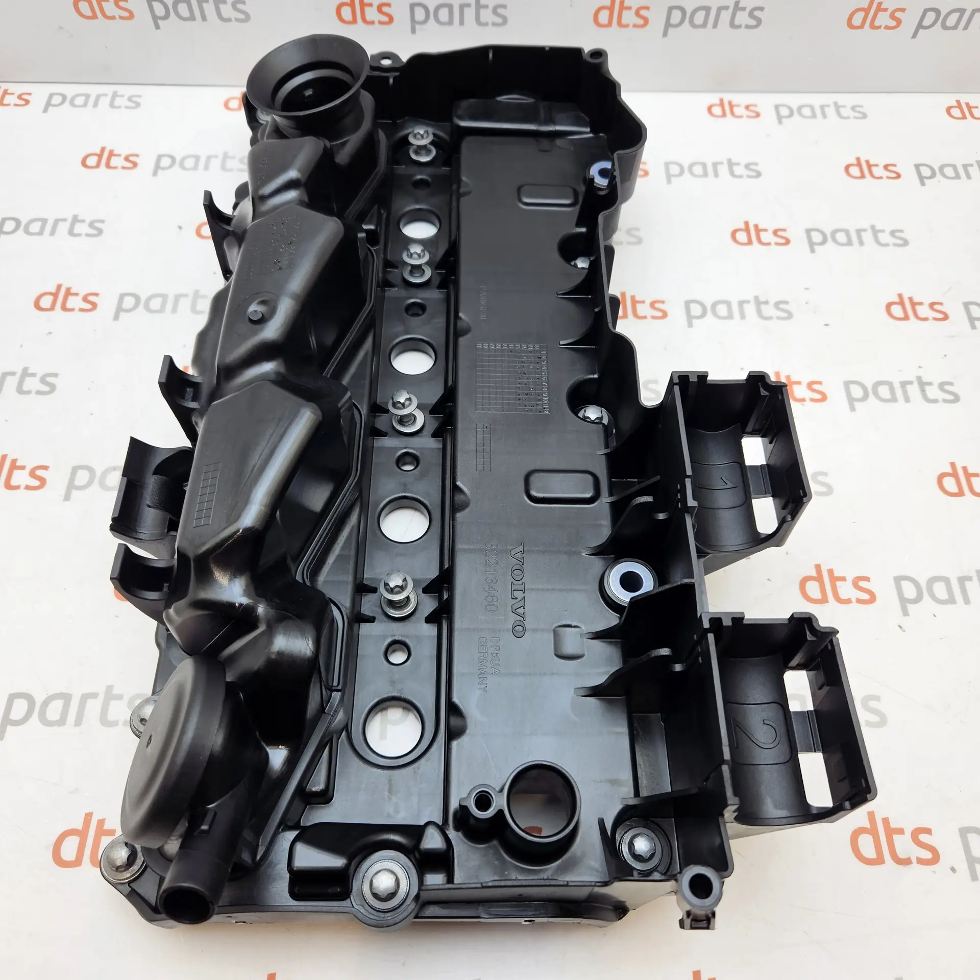 OEM Volvo 32213460 – Camshaft rocker valve cover with integrated crankcase ventilation