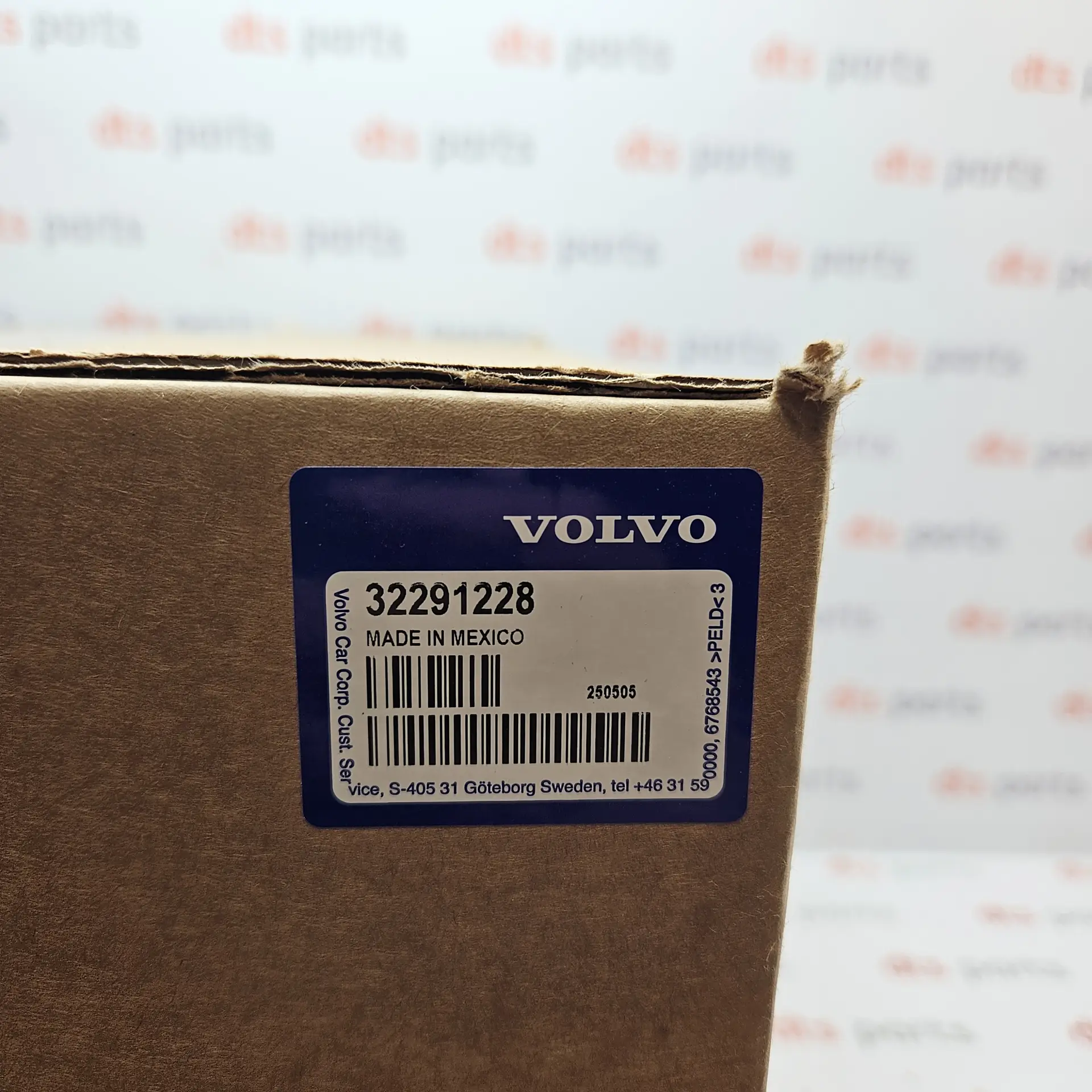 OEM Volvo 32291228 – Rear left outer lower taillight
