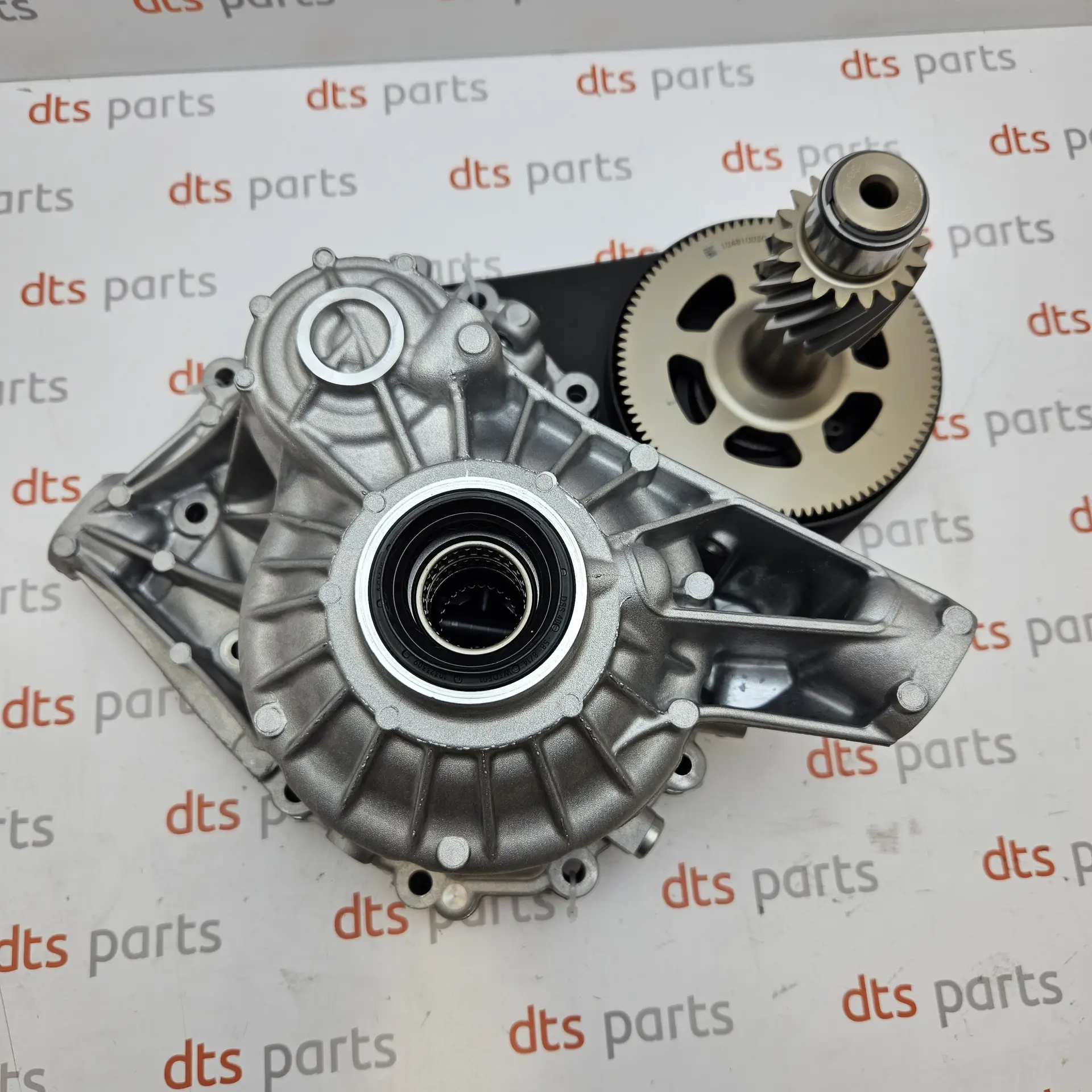 OEM Volvo 32324105 – Rear electric drive axle differential