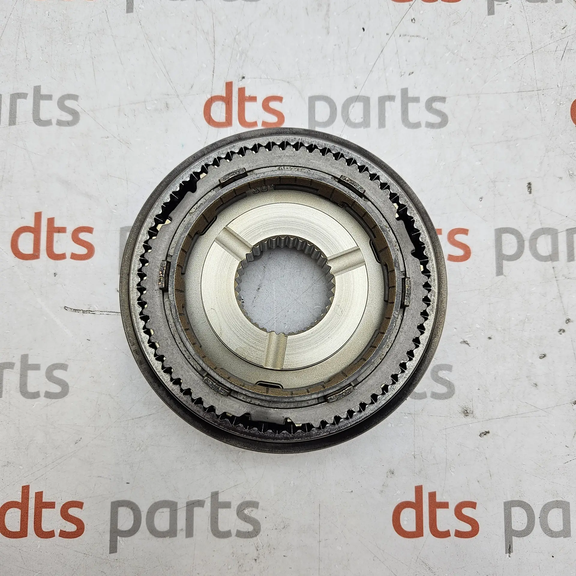 OEM Renault 326049728R – Manual transmission 1st/2nd gear synchronizer hub assembly