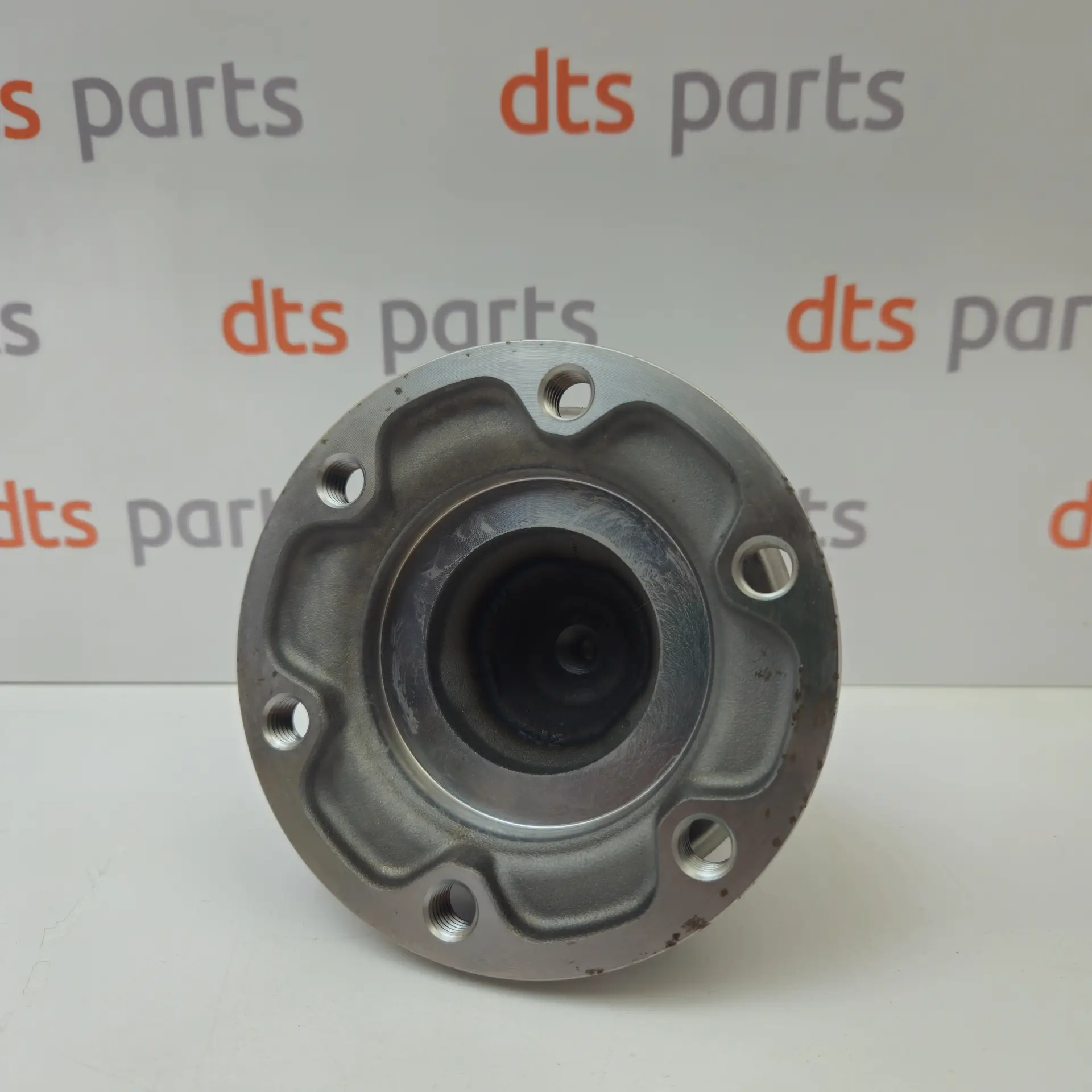 OEM BMW 33137840564 – Right output drive flange