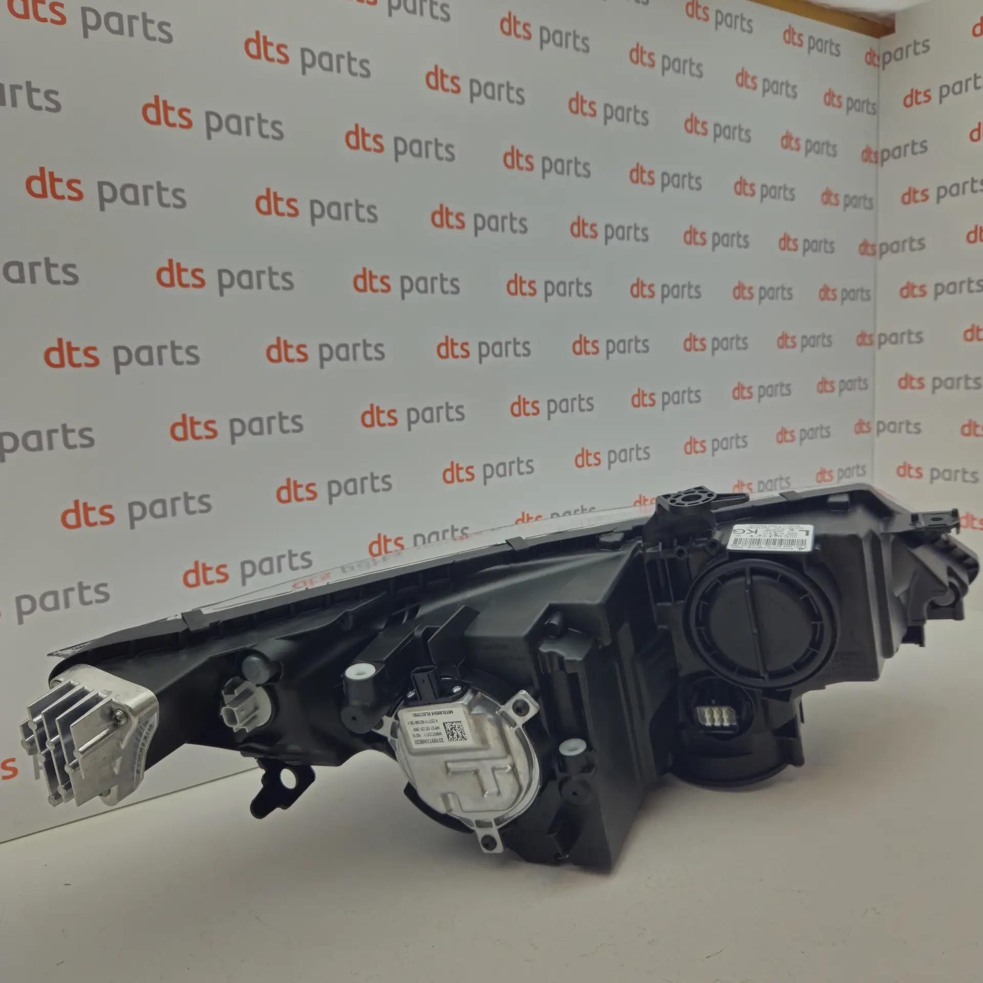OEM Honda 33150TV0G51 – Front left LED hadlight