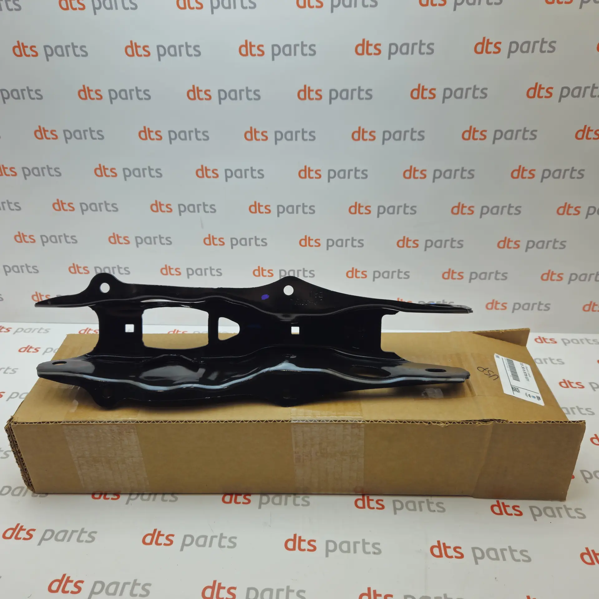 OEM BMW 33306878031 – Rear axle suspension camber control arm