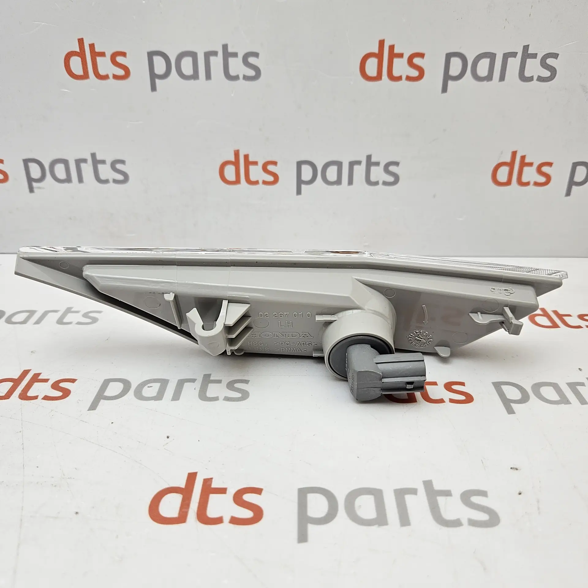 OEM Honda 33850TEMM01 – Left front bumper indicator