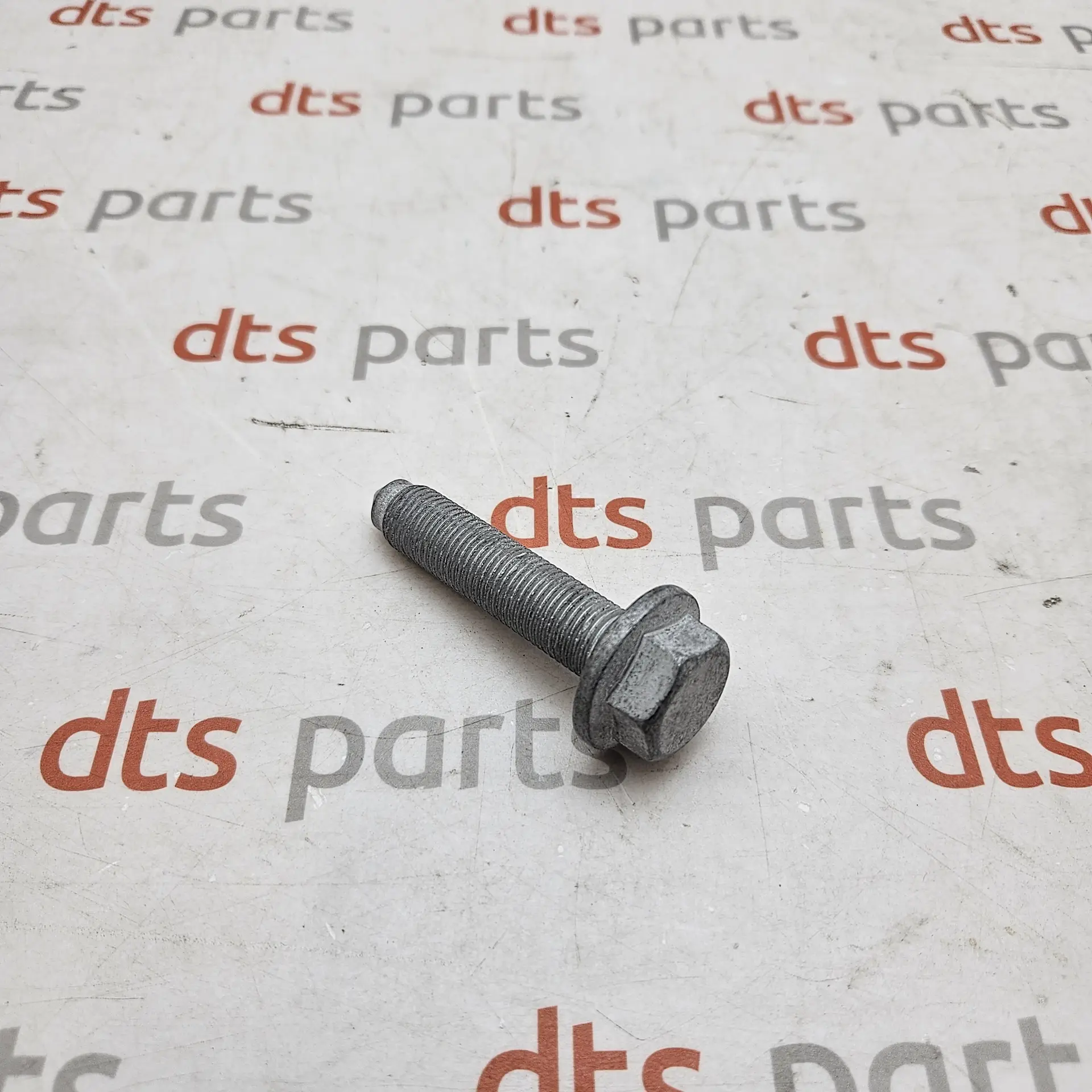 OEM PSA 352278 – Front suspension control arm collar shoulder bolt