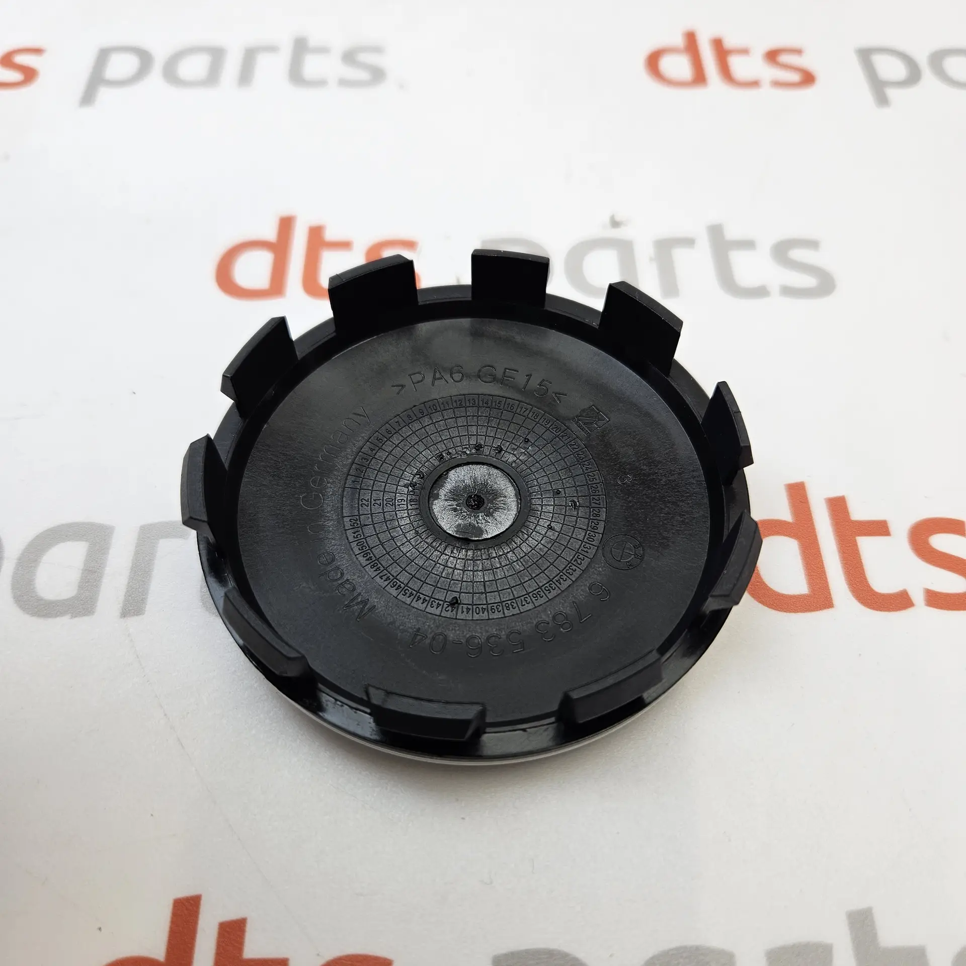 OEM BMW 36136783536 – Wheel center cap