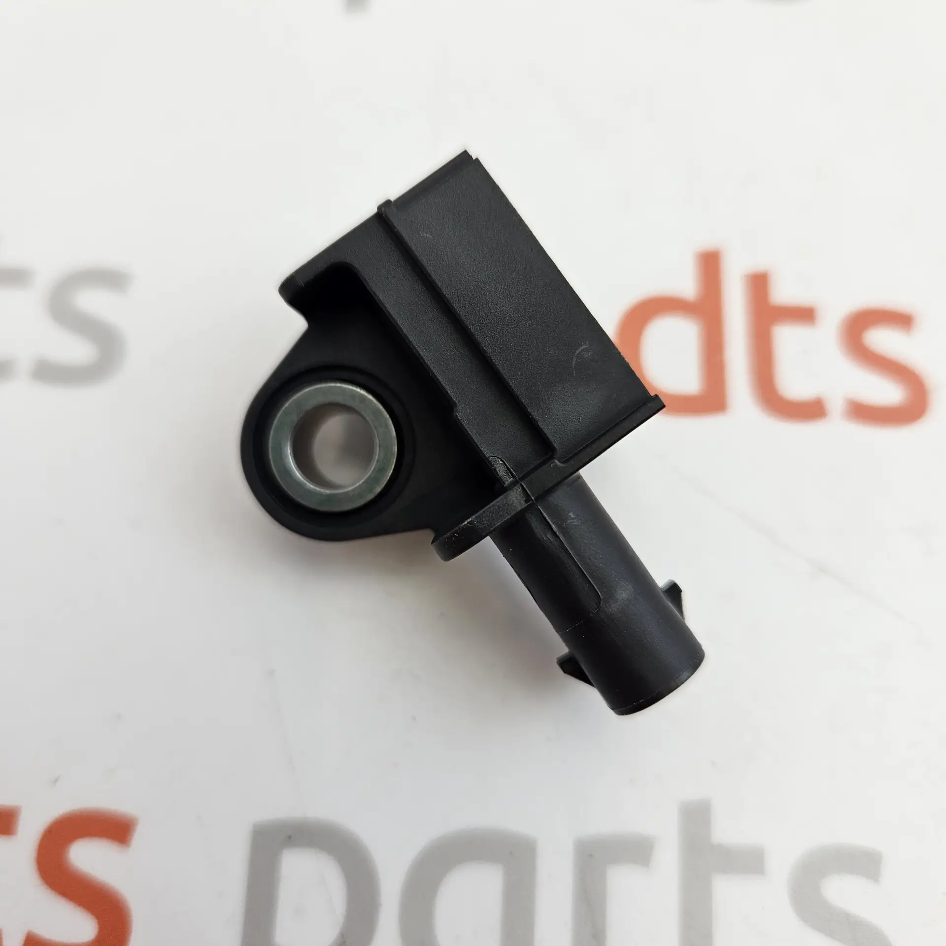 OEM BMW 37146861319 – Front suspension accelerating sensor