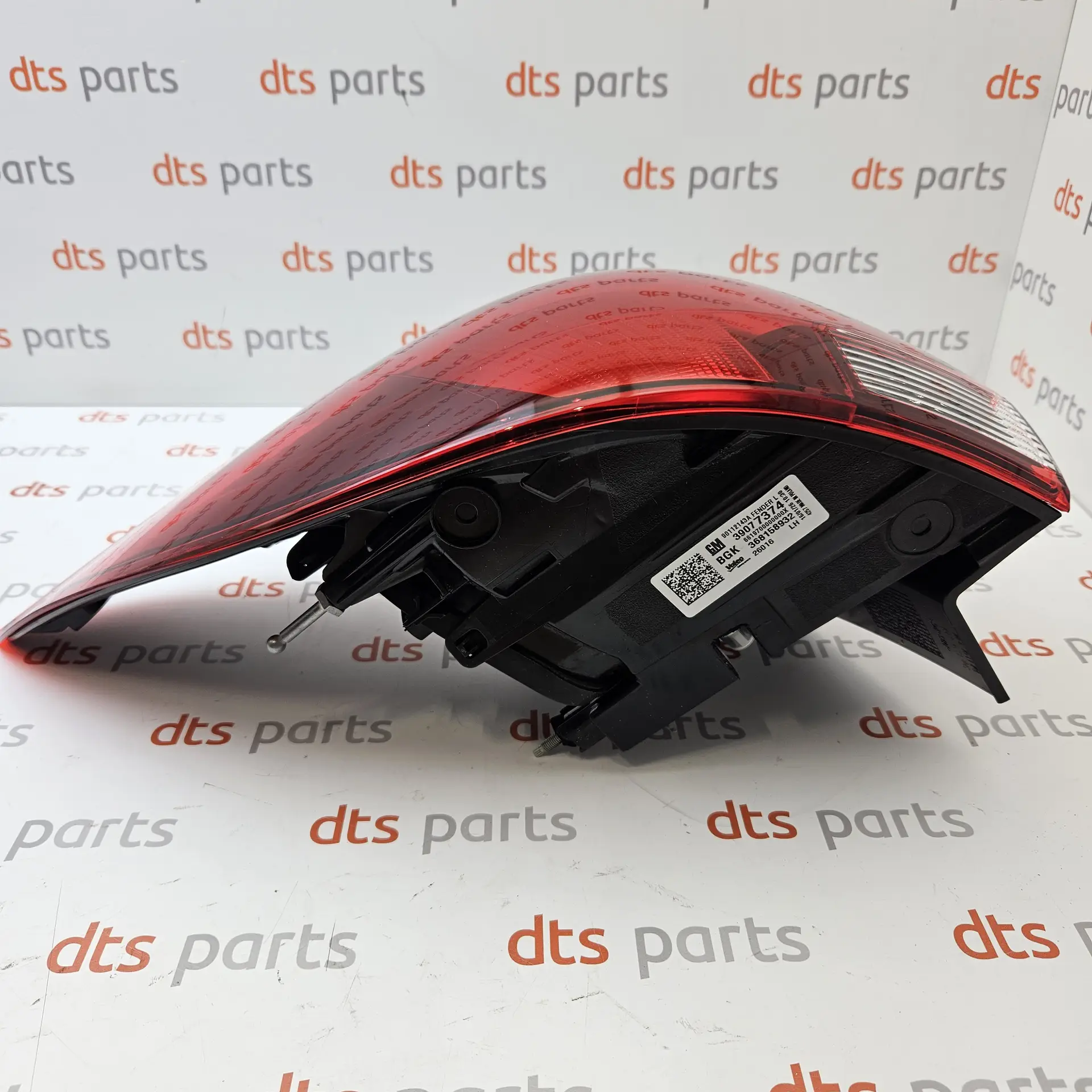 OEM PSA 39077374 – Rear left tail light assembly