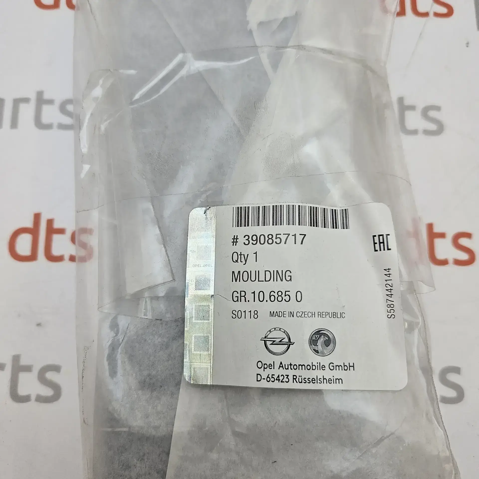 OEM PSA 39085717 – Front Door Exterior Trim