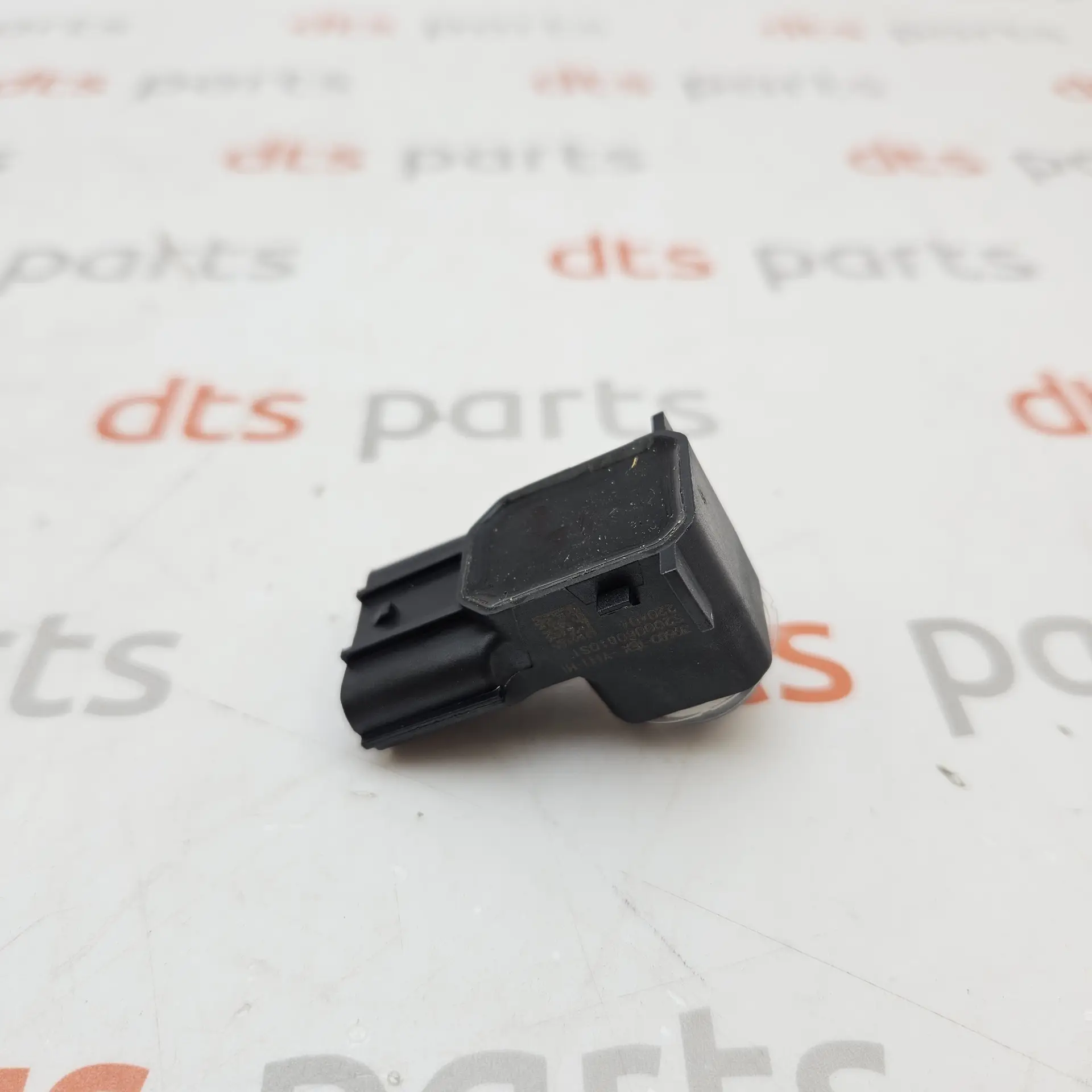 OEM Honda 39680TEXY11ZA – SENSOR ASSY, ULTRASONIC