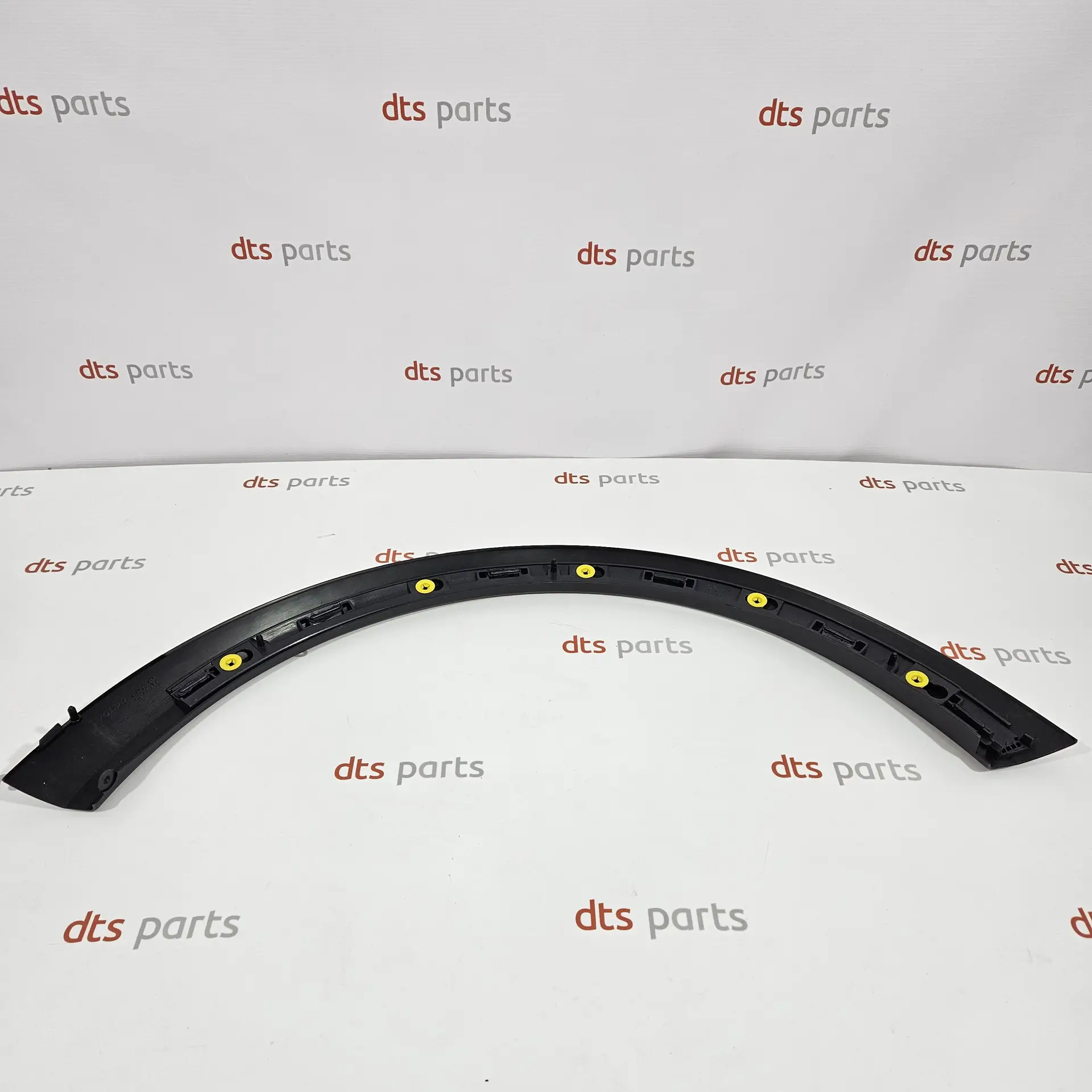 OEM Volvo 39861216 – Rear left fender flare