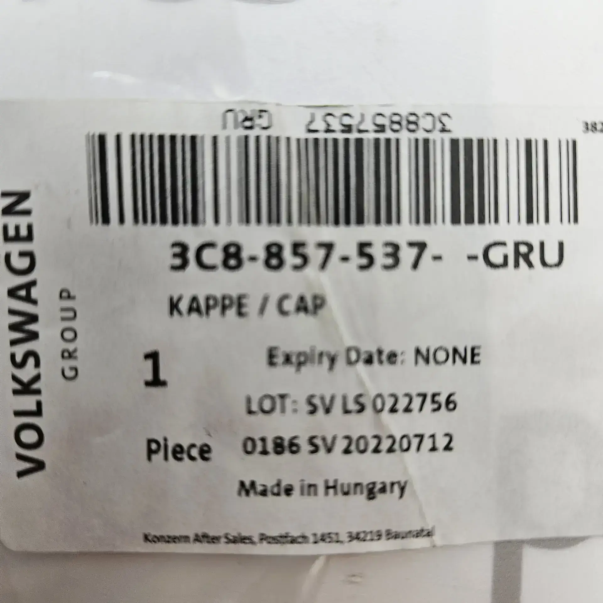 OEM Volkswagen 3C8857537GRU – Left rear view mirror cover