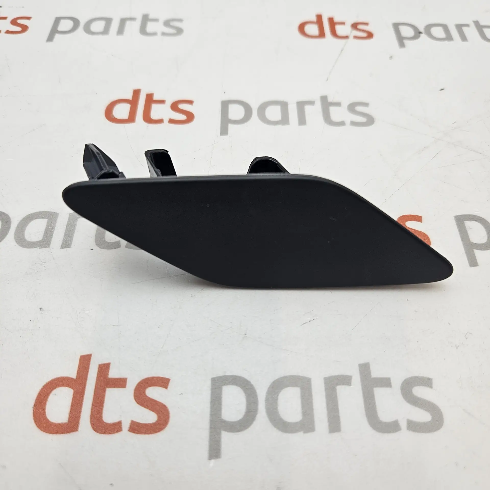 OEM VAG 3G0807938GRU – Front Bumper Headlight Washer Cover Right