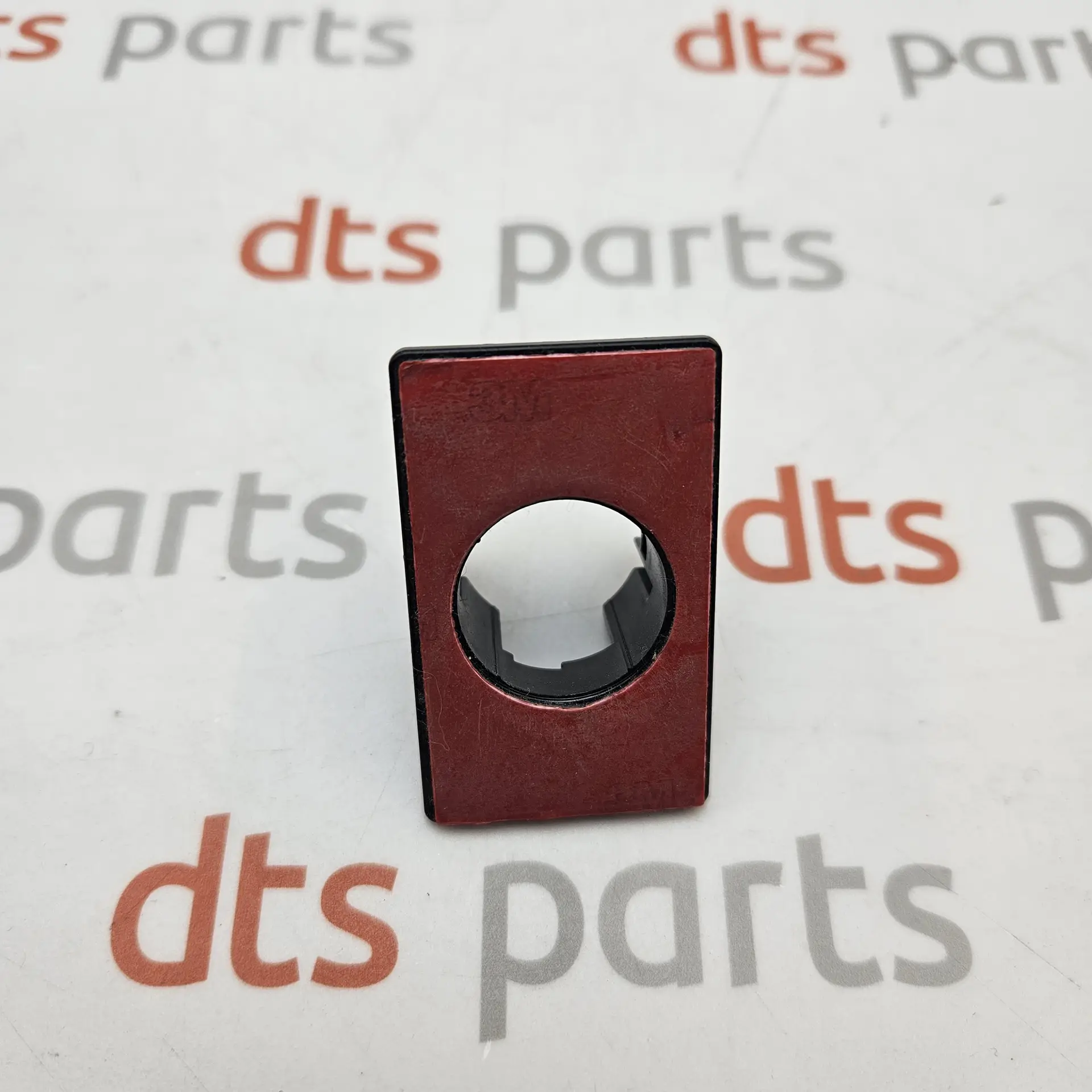 OEM VAG 3G0998493 – Front Bumper PDC Sensor Set