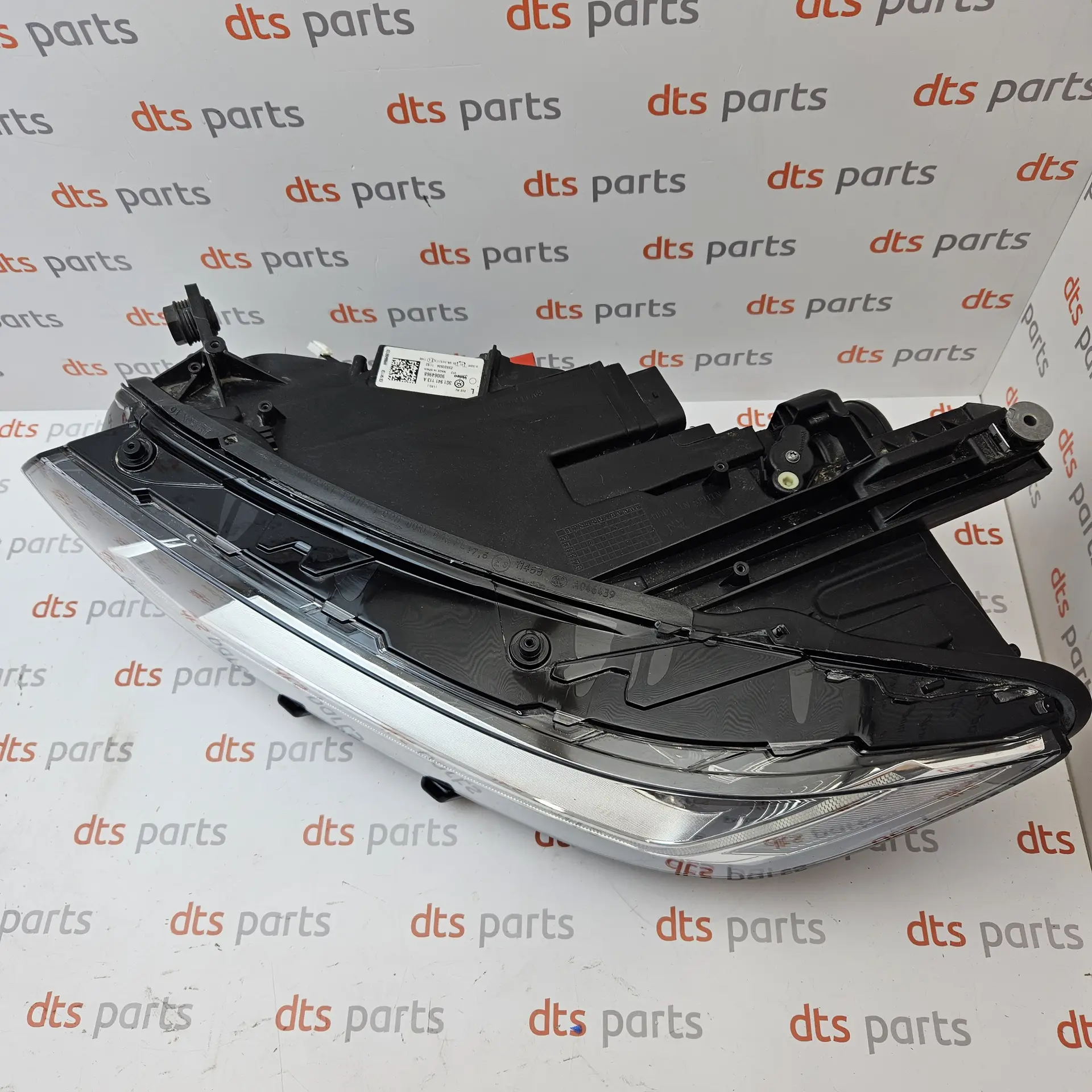 OEM VAG 3G1941113A – Led headlight left
