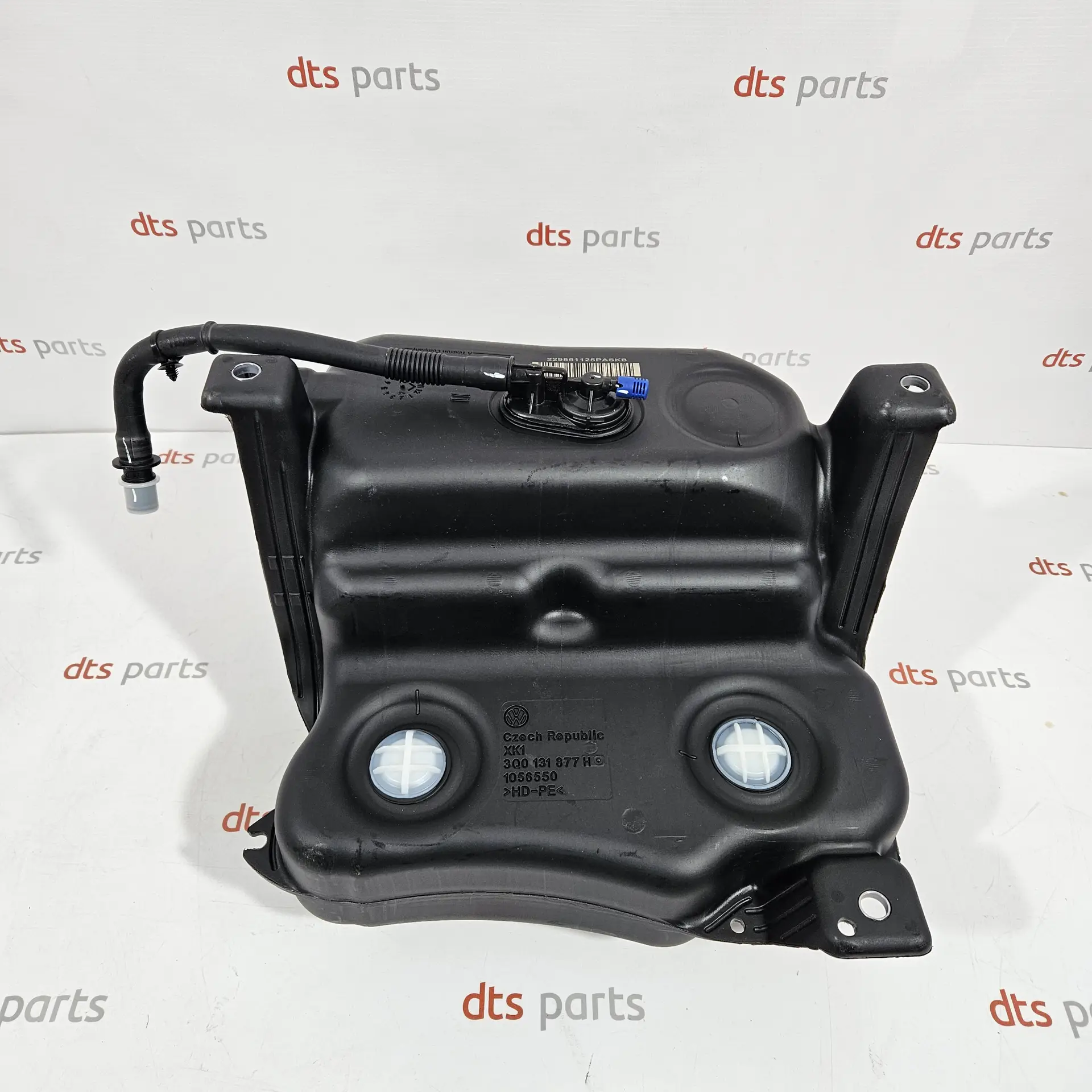 OEM VAG 3Q0131877H – AdBlue (reduction agent) tank