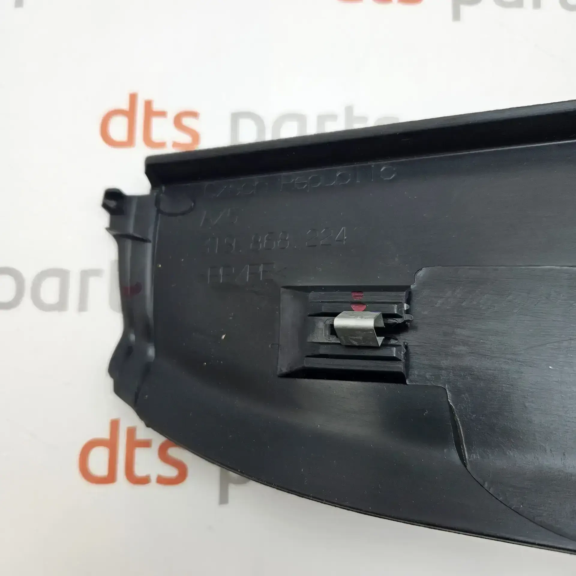 OEM VAG 3T98682249B9 – Right side d-pilar panel
