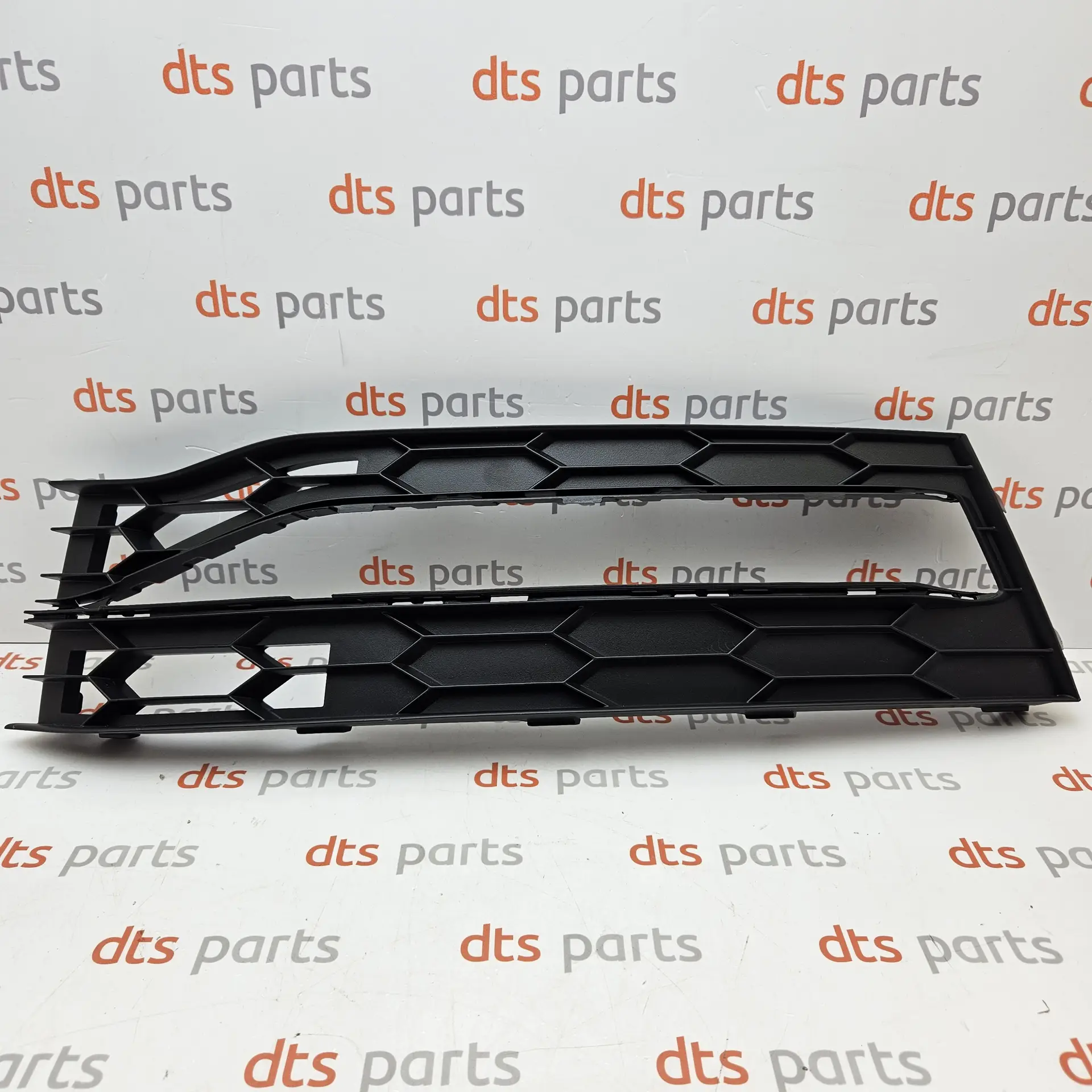 OEM Skoda 3V0853665C9B9 – Front bumper left grille trim