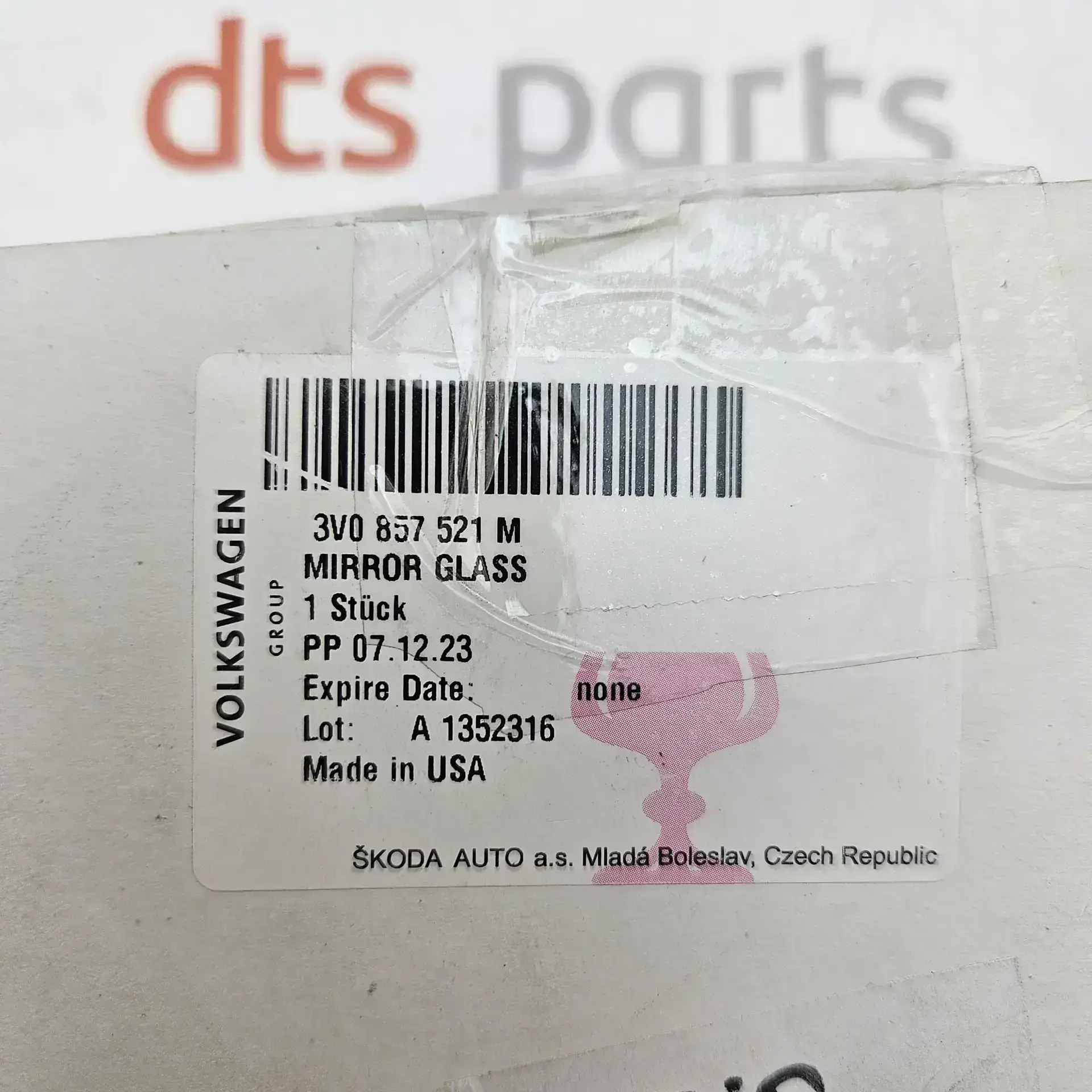 OEM Skoda 3V0857521M – Left rear view mirror glass