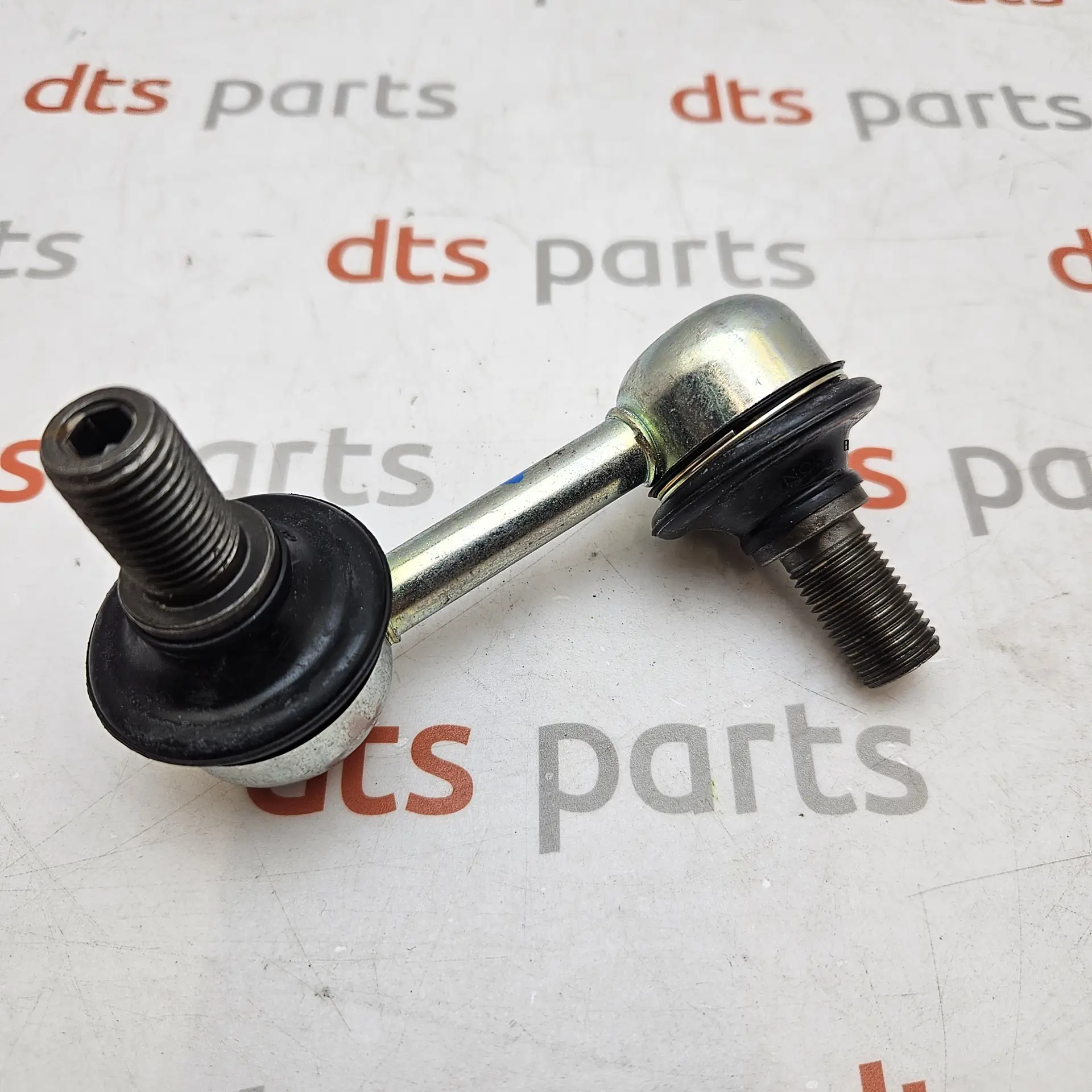 OEM Mitsubishi 4056A133 – Suspension stabilizer link
