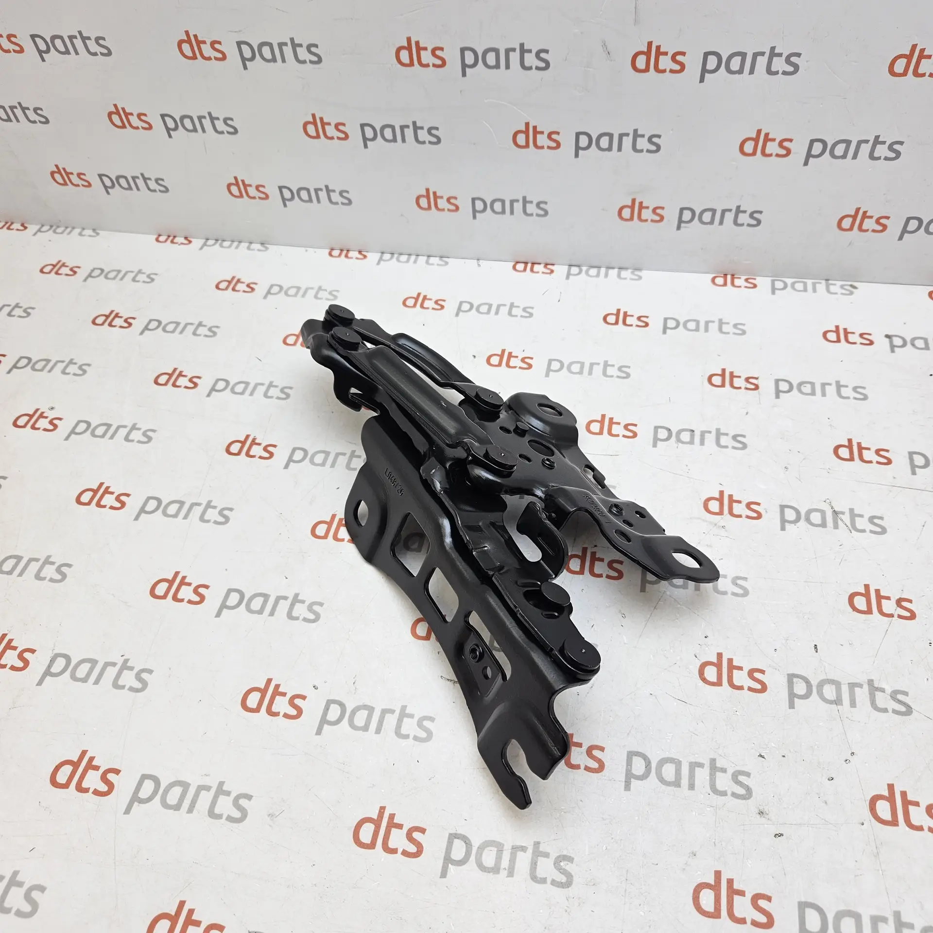 OEM BMW 41008494431 – Front left-hand driver-side engine hood hinge mechanism