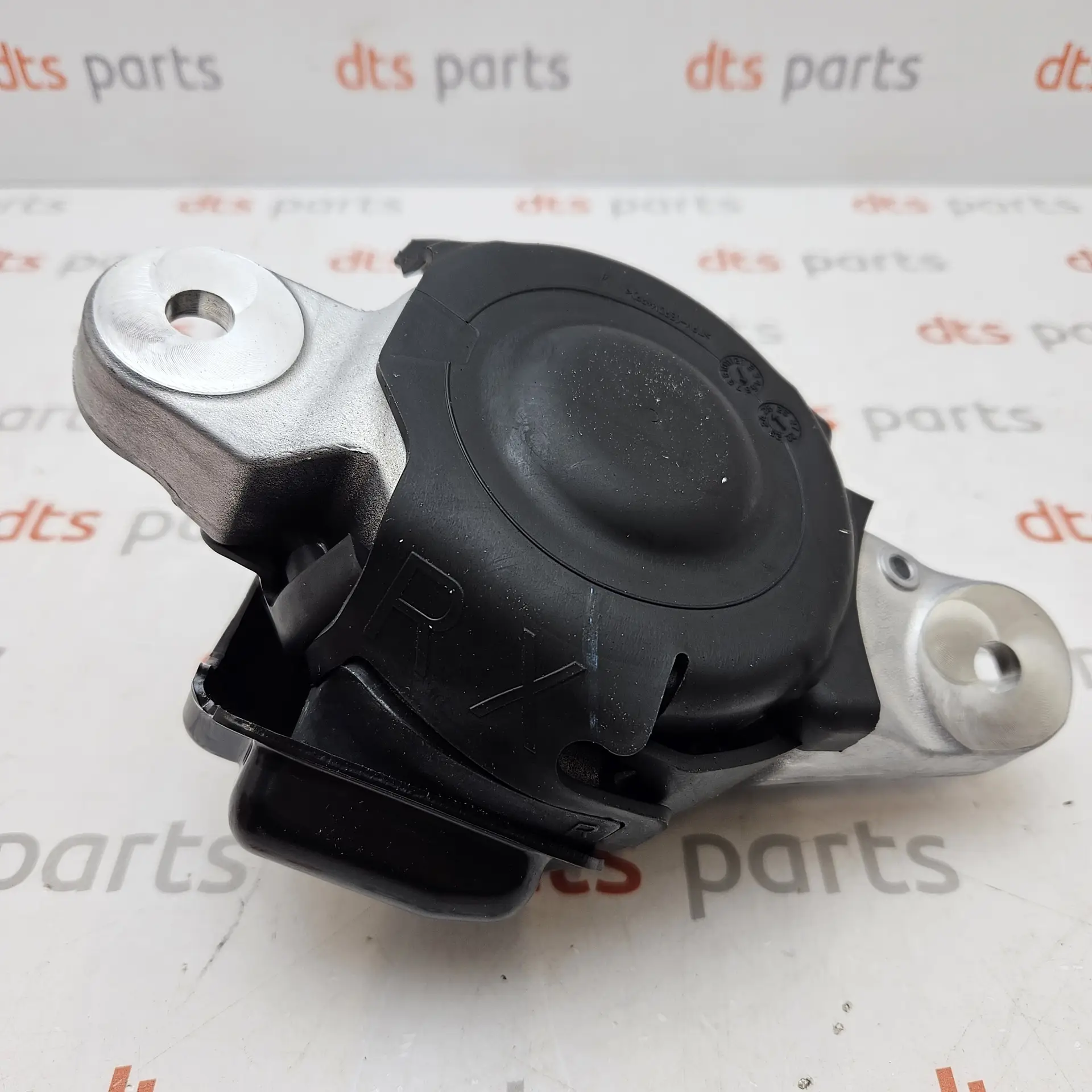 OEM Subaru 41020AN000 – Front right engine mount
