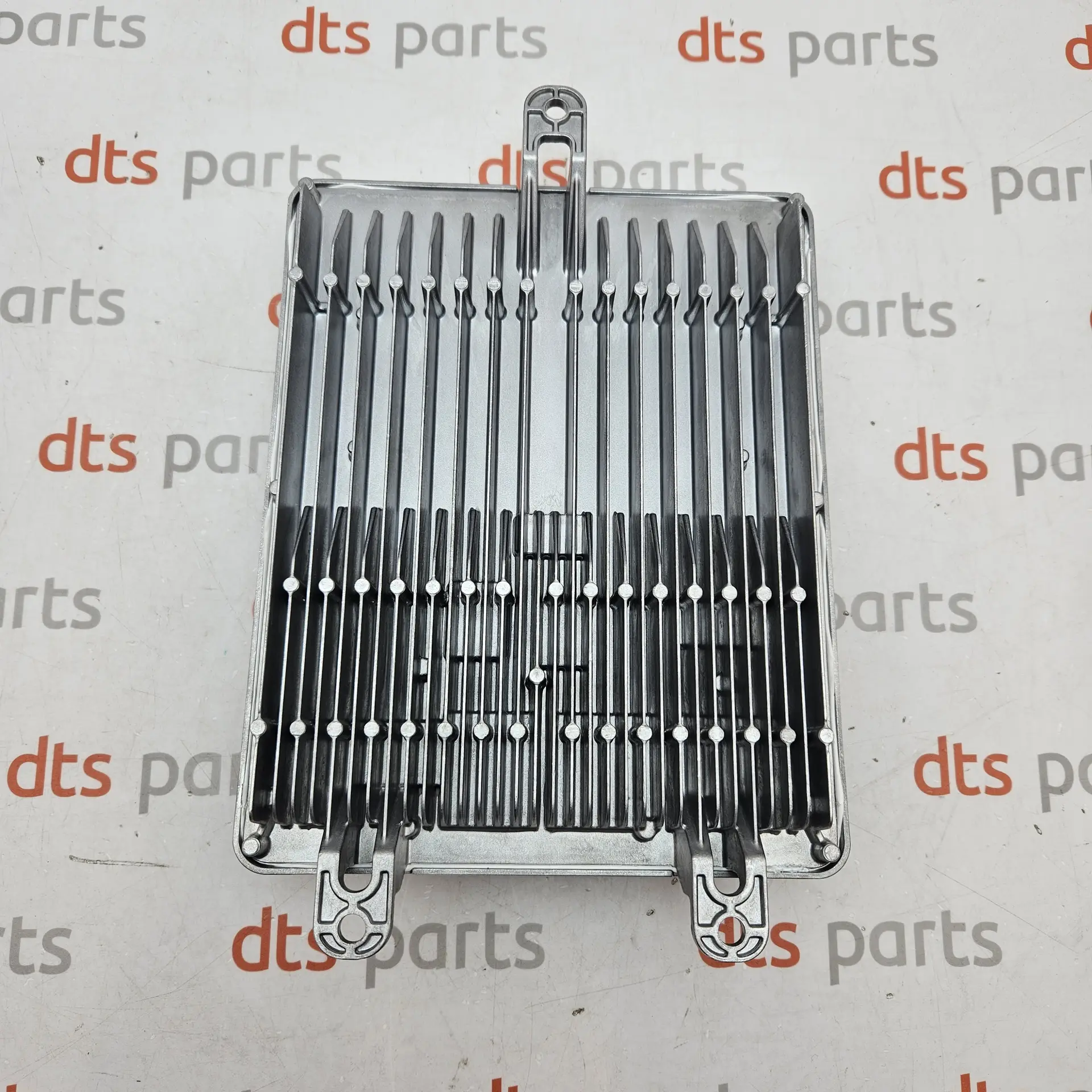 OEM Land Rover 433123464 – Hybrid DC-to-DC Voltage Converter / Power Inverter Module