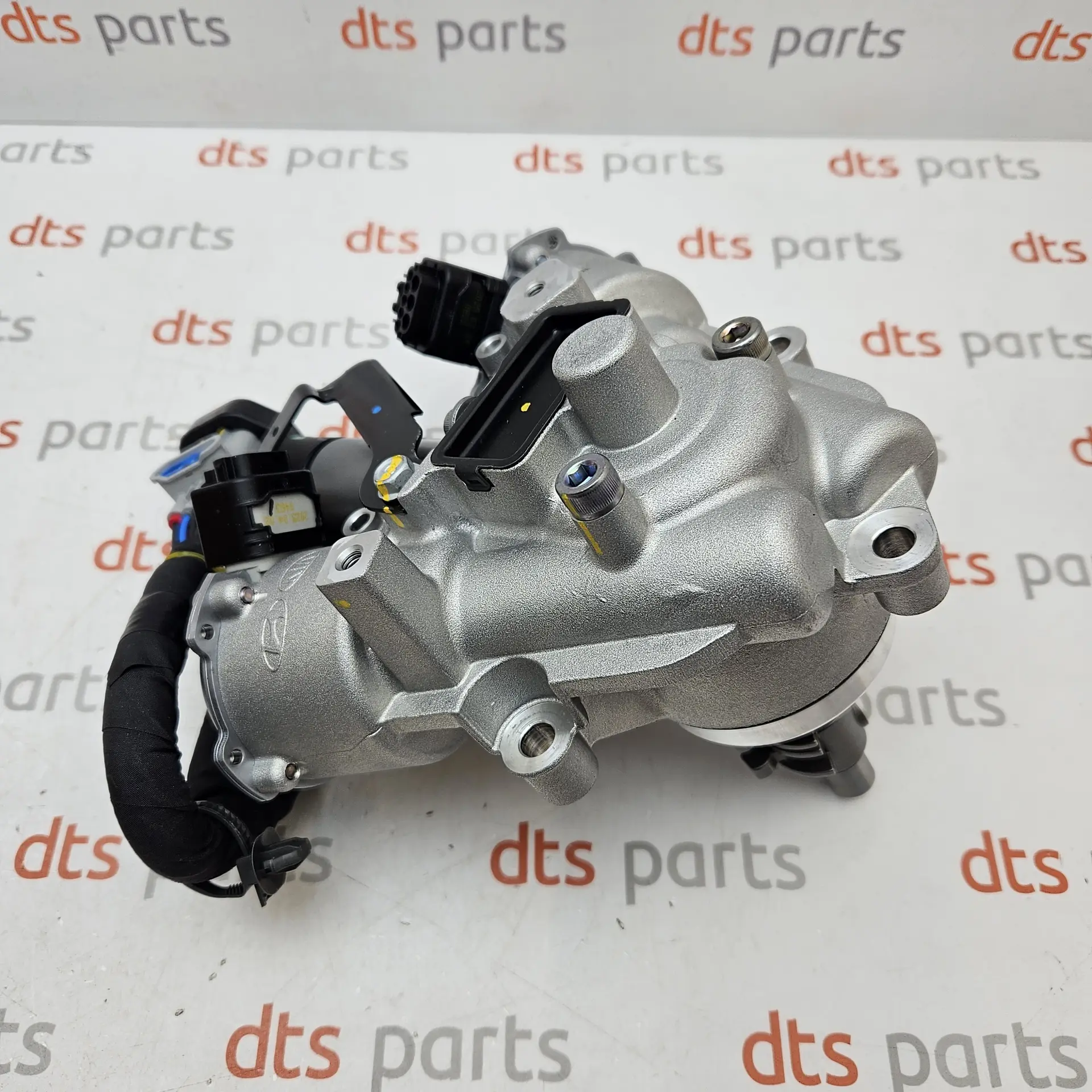 OEM Hyundai 438102D205 – Dual clutch transmission gear selector actuator