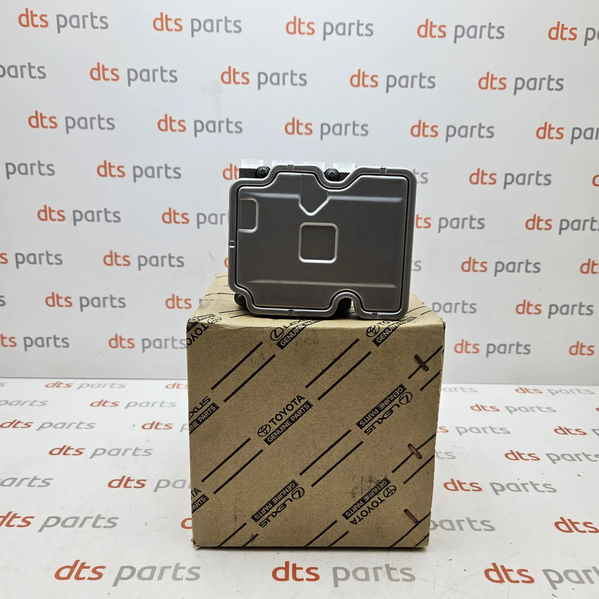 OEM Toyota 4405042F81 – Brake actuator assembly