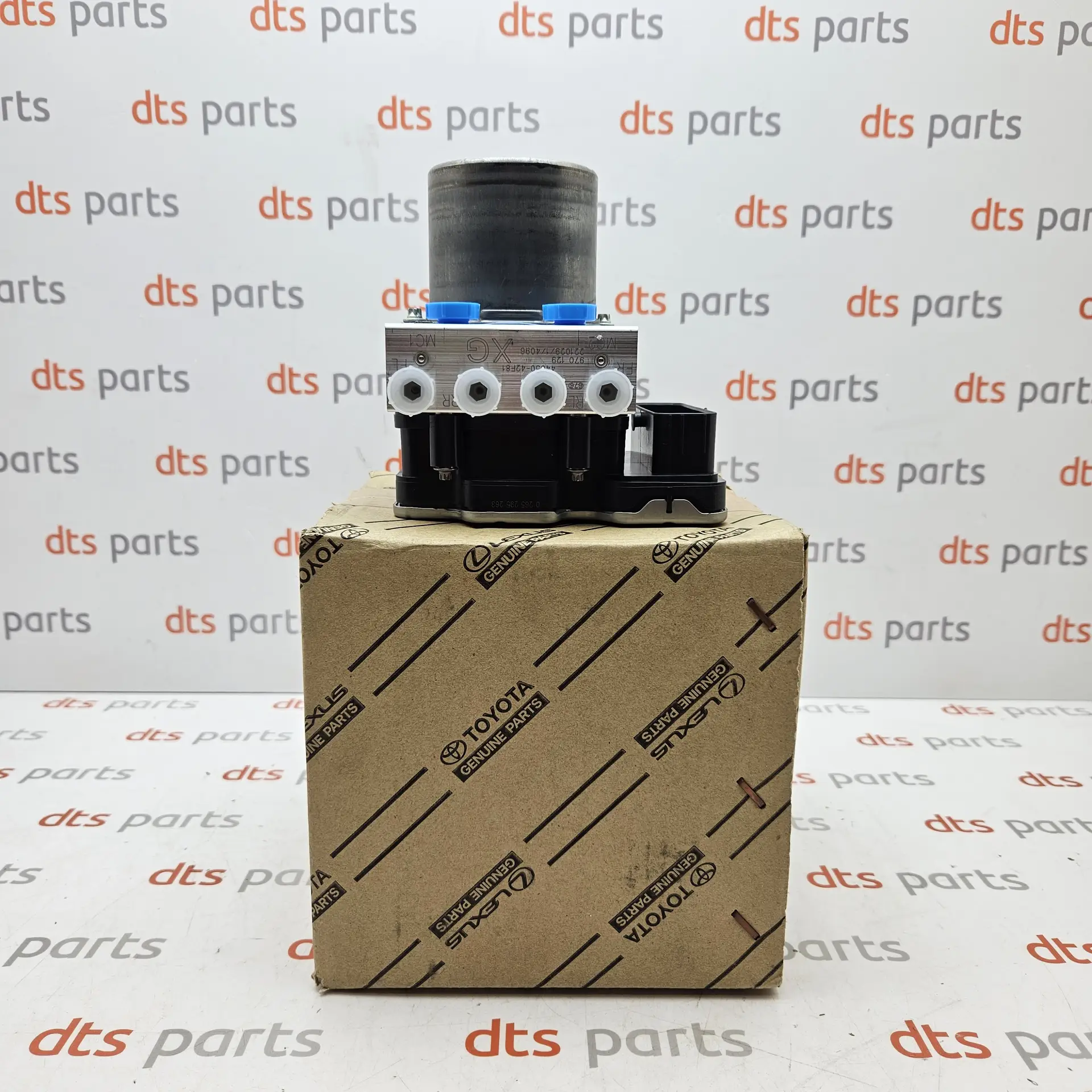 OEM Toyota 4405042F81 – Brake actuator assembly