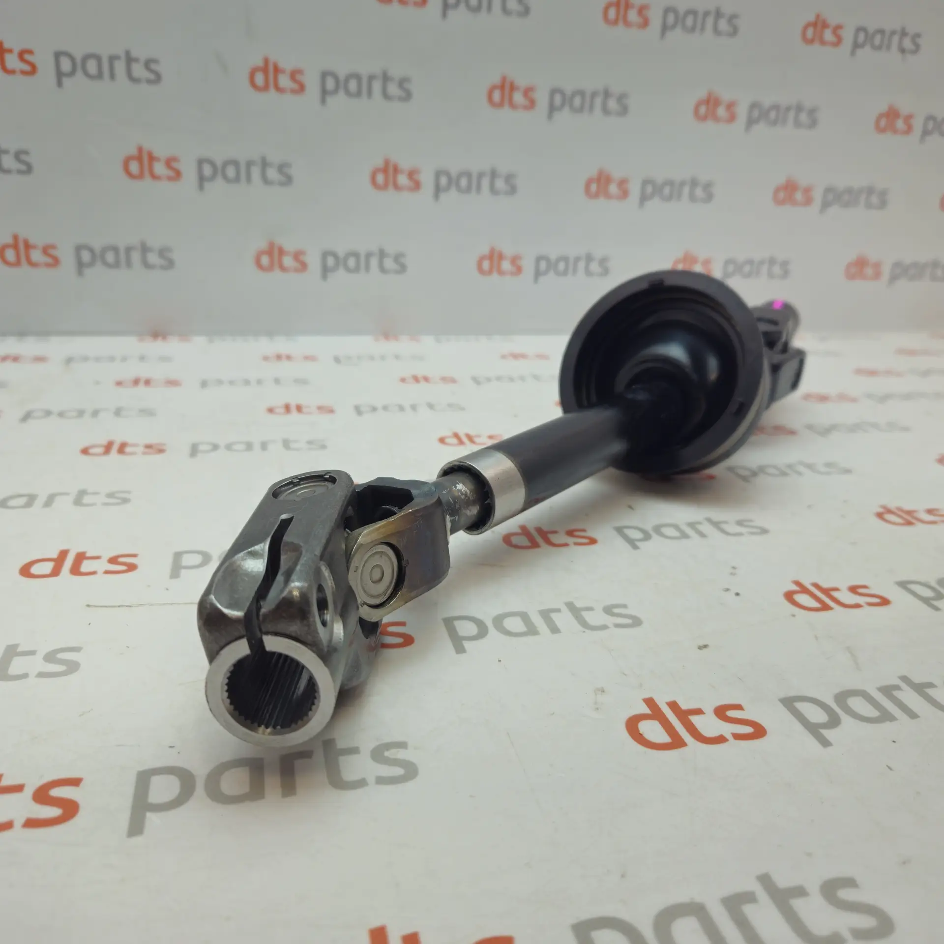 OEM Toyota 4522033352 – Steering column intermediate shaft assembly