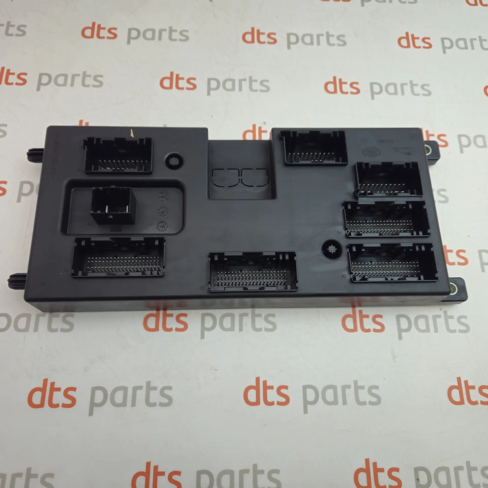 OEM Land Rover 475123464 – Instrument panel fuse box assembly