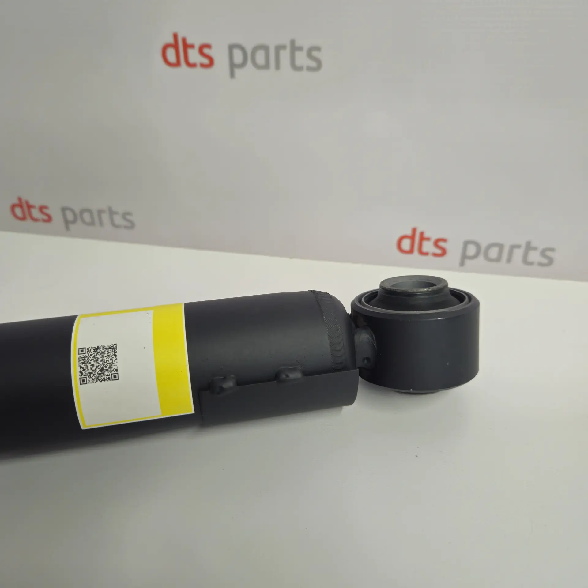 OEM Toyota/Lexus 4853069365 – Rear shock absorber