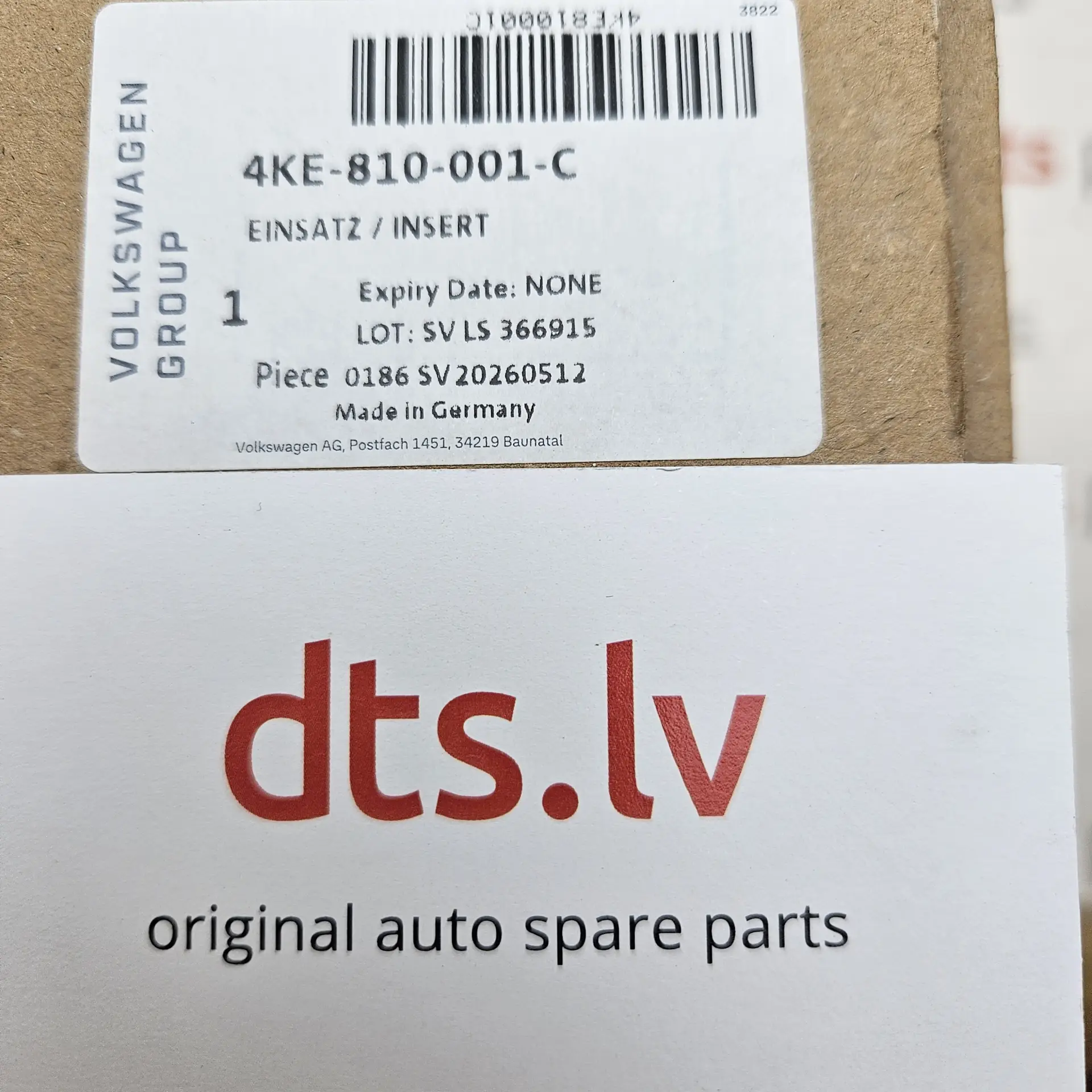 OEM VAG 4KE810001C – Electric drive charge port door motorized flap assembly left-hand side