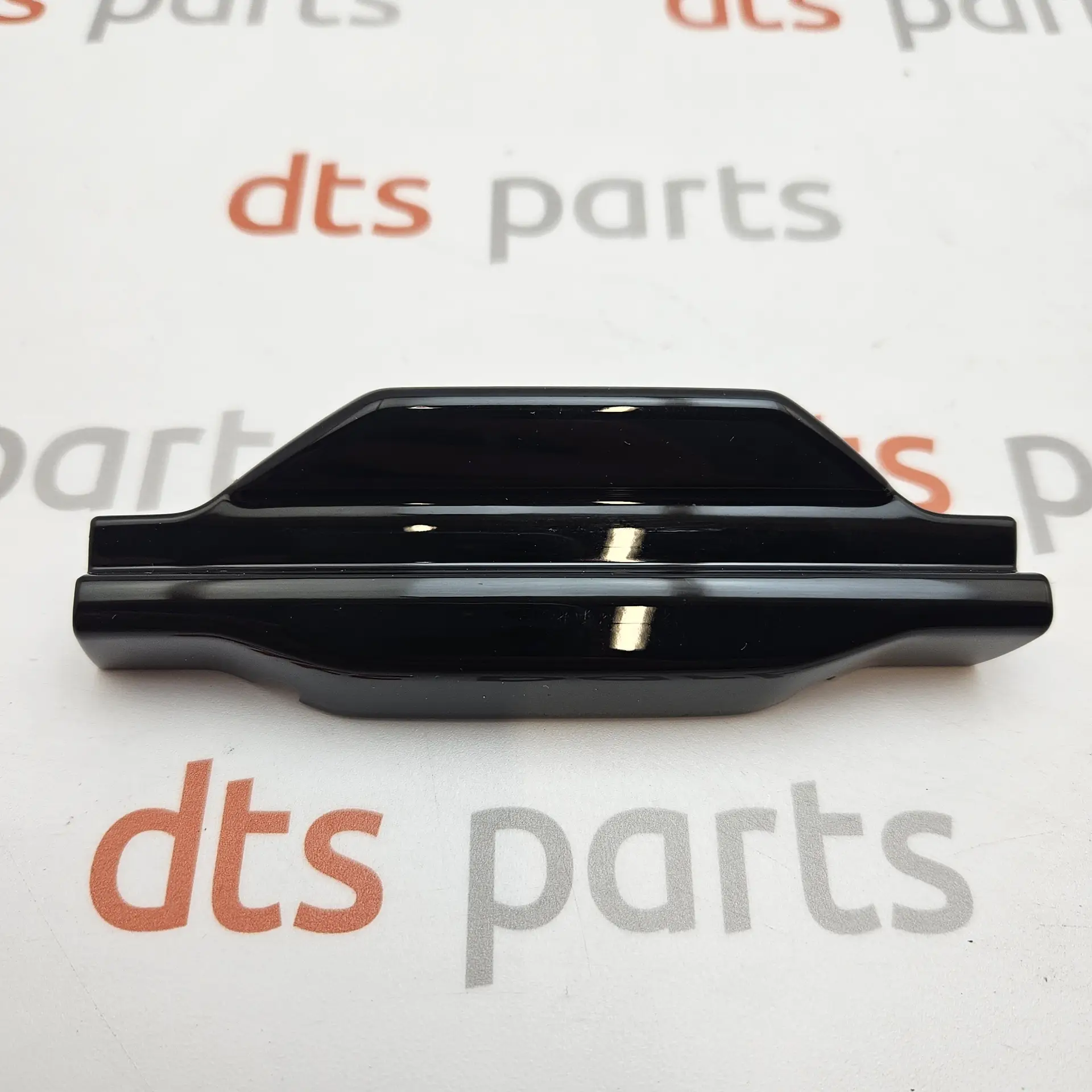 OEM Audi 4KE853991A – Front grille moulding