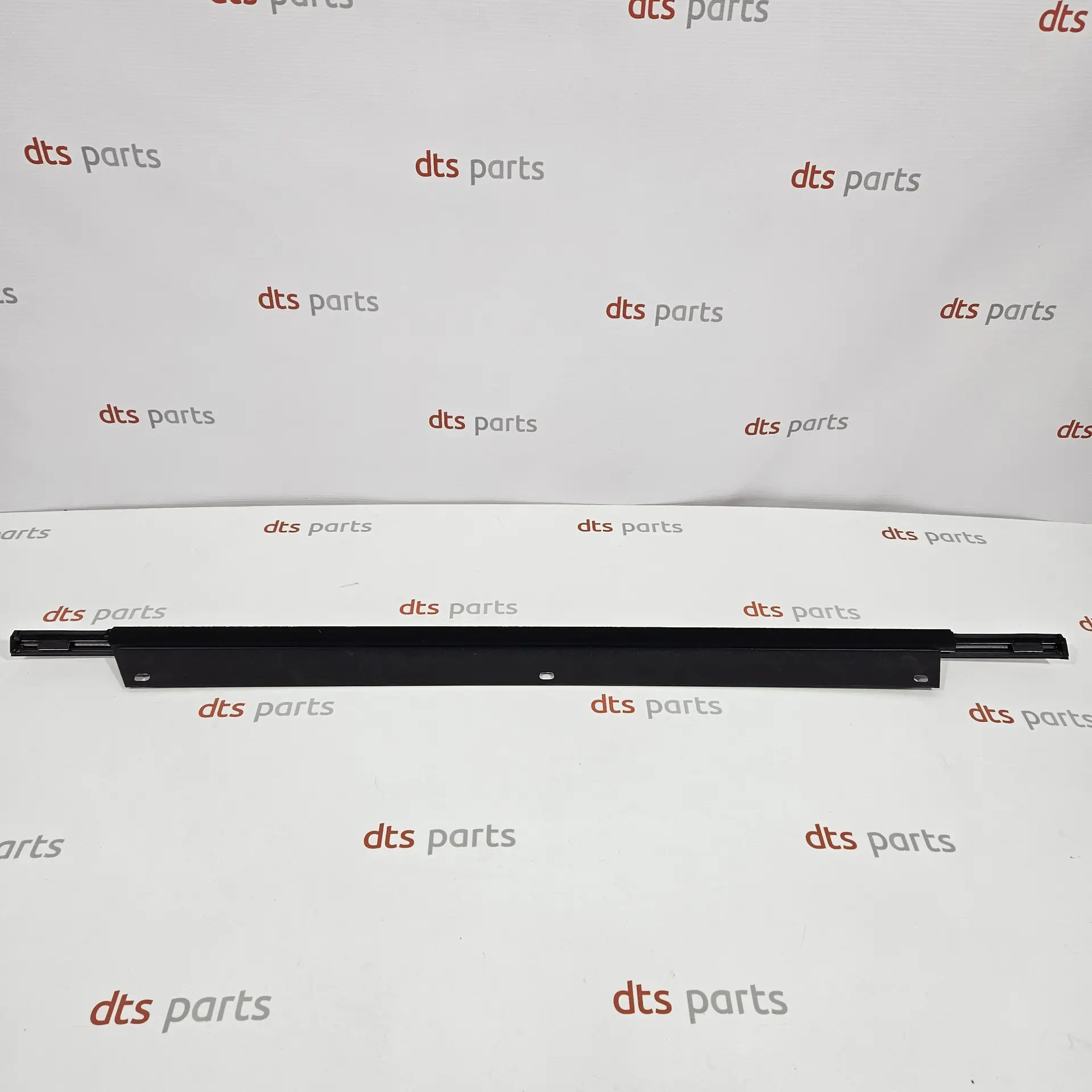 OEM VAG 4L0839478 – Rear right door window moulding