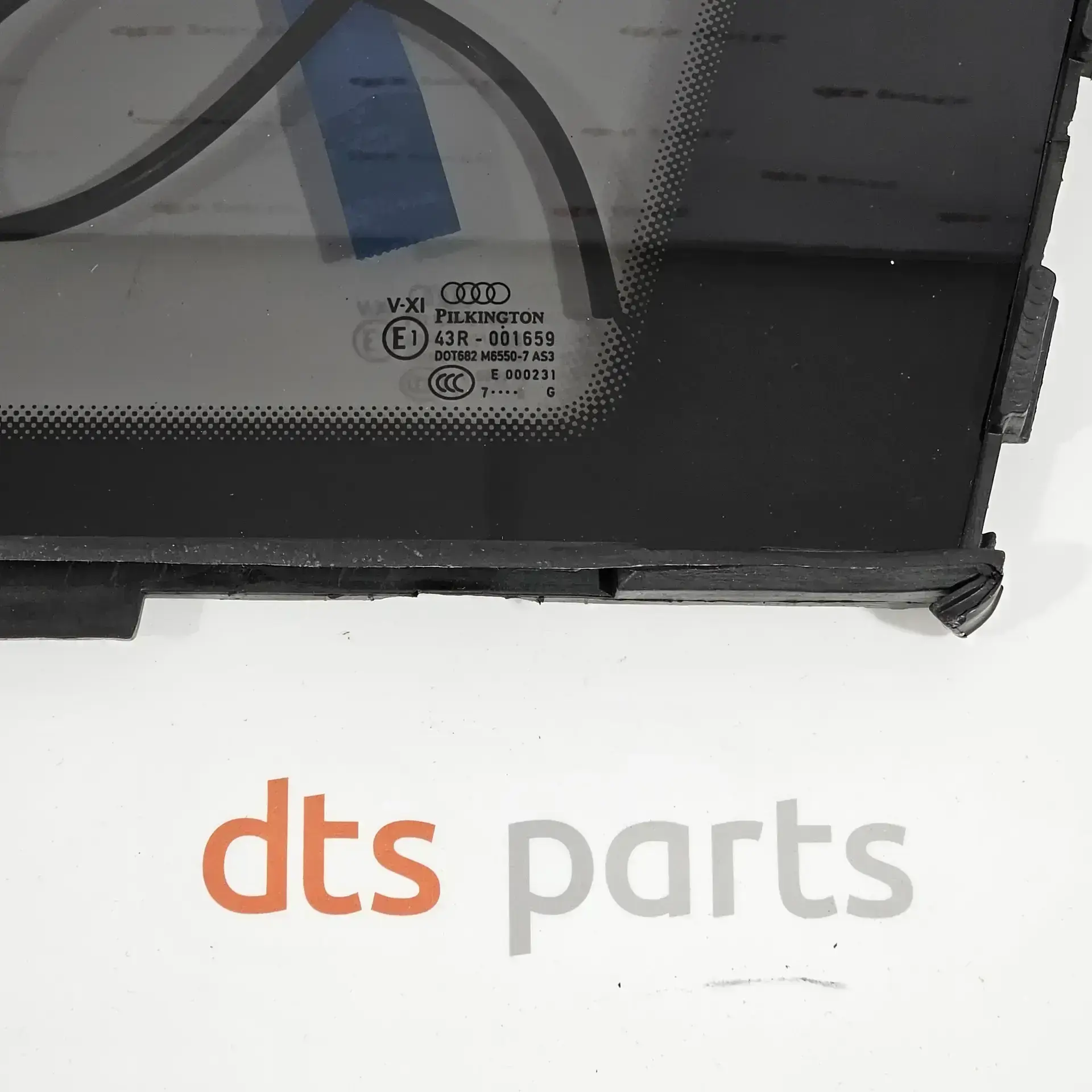 OEM VAG 4L0845300MNVB – Right side glass