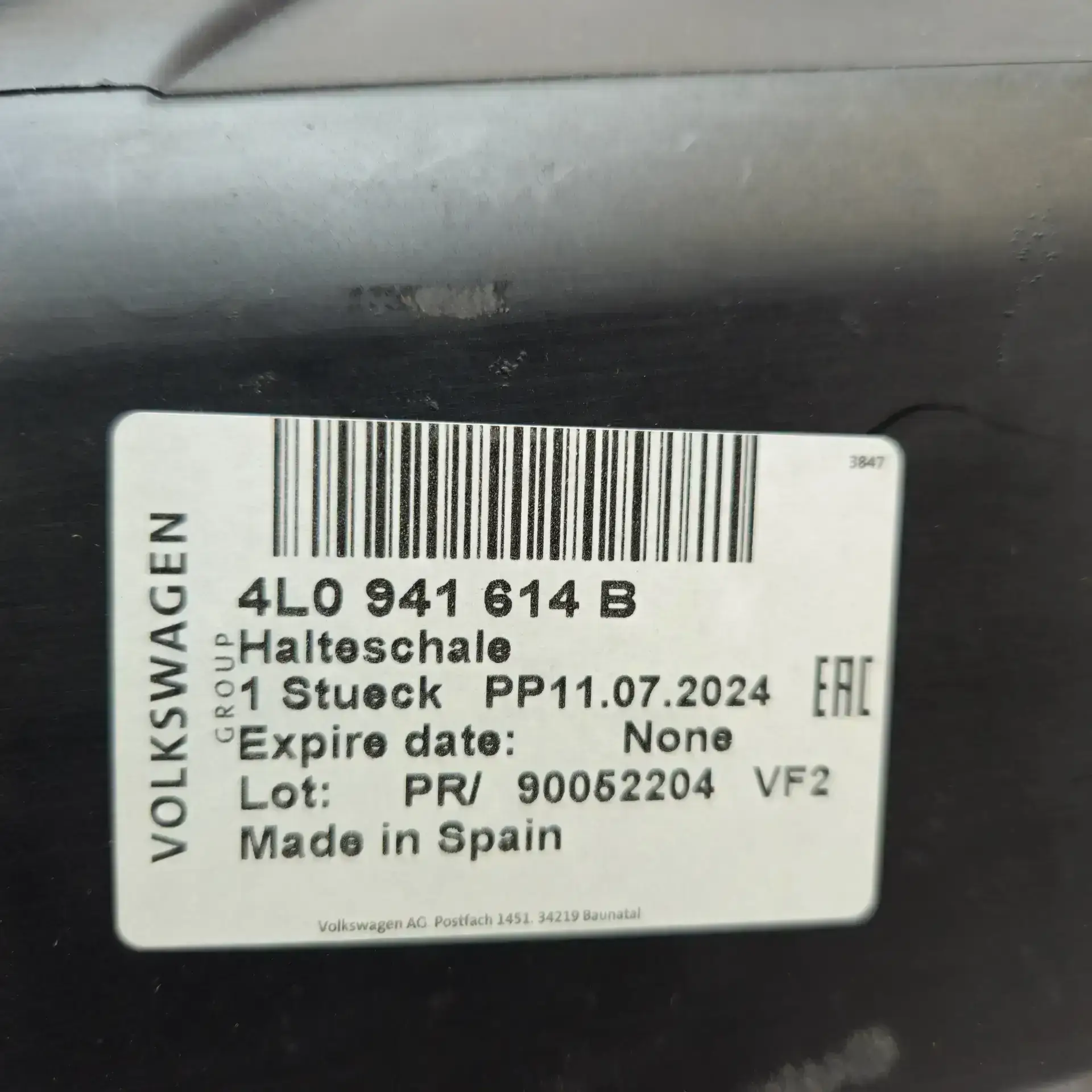 OEM Audi 4L0941614B – Headlight mounting bracket