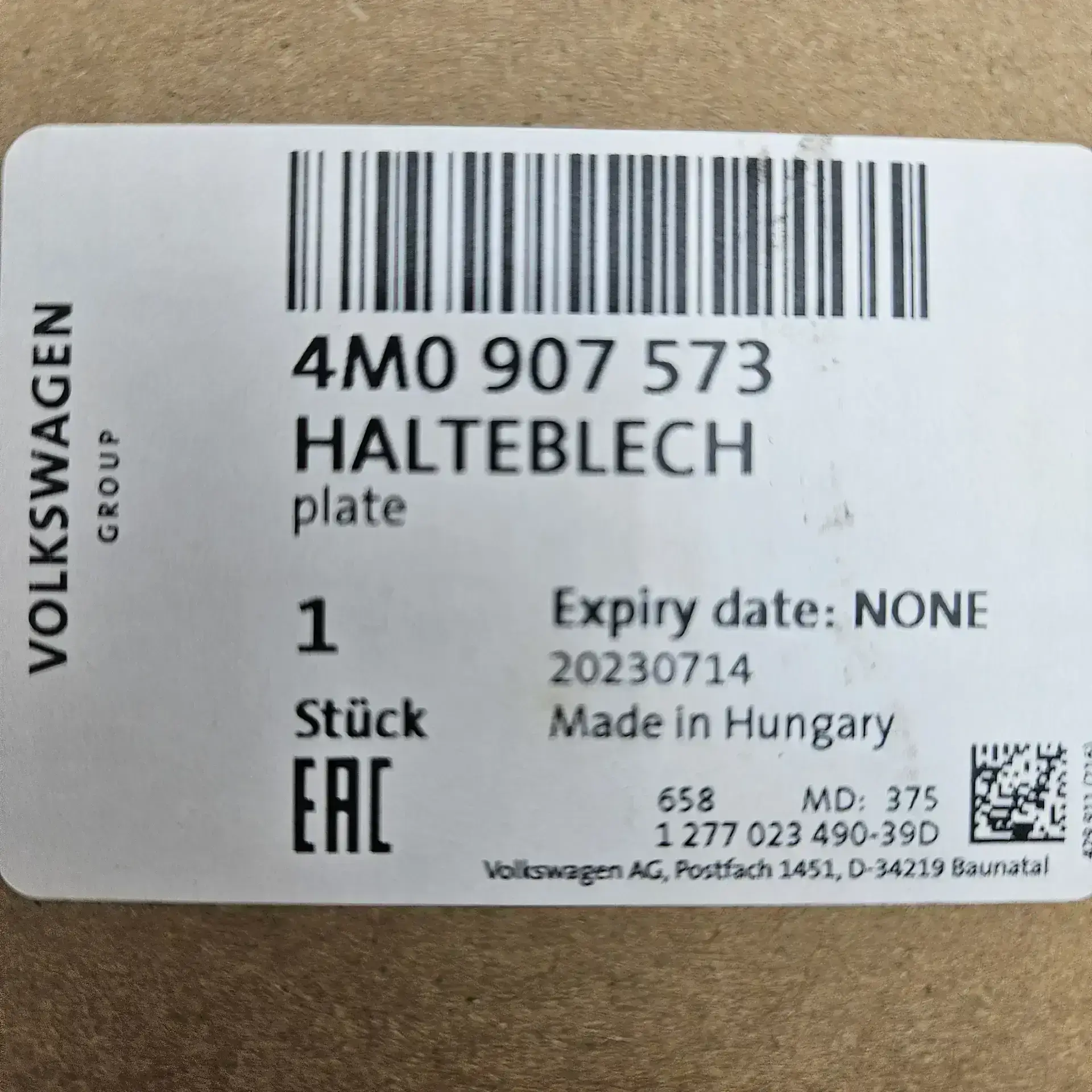 OEM Audi 4M0907573 – Cruise control distance sensor bracket