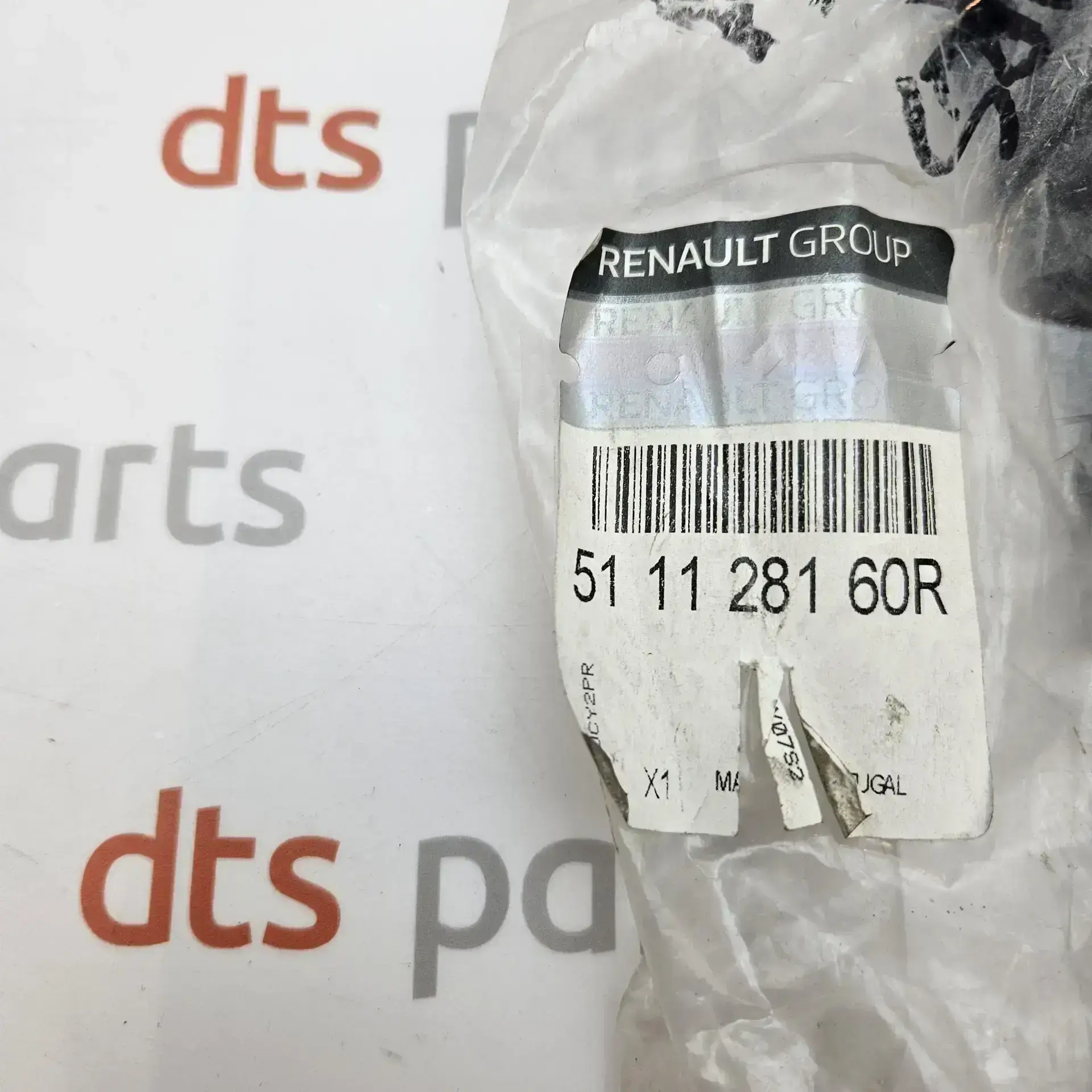 OEM Renault 511128160R – Towing Hitch