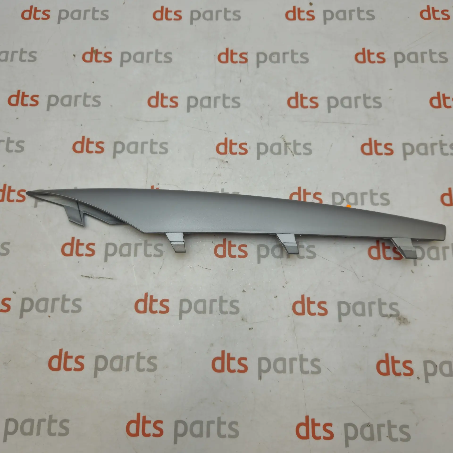 BMW 7168924