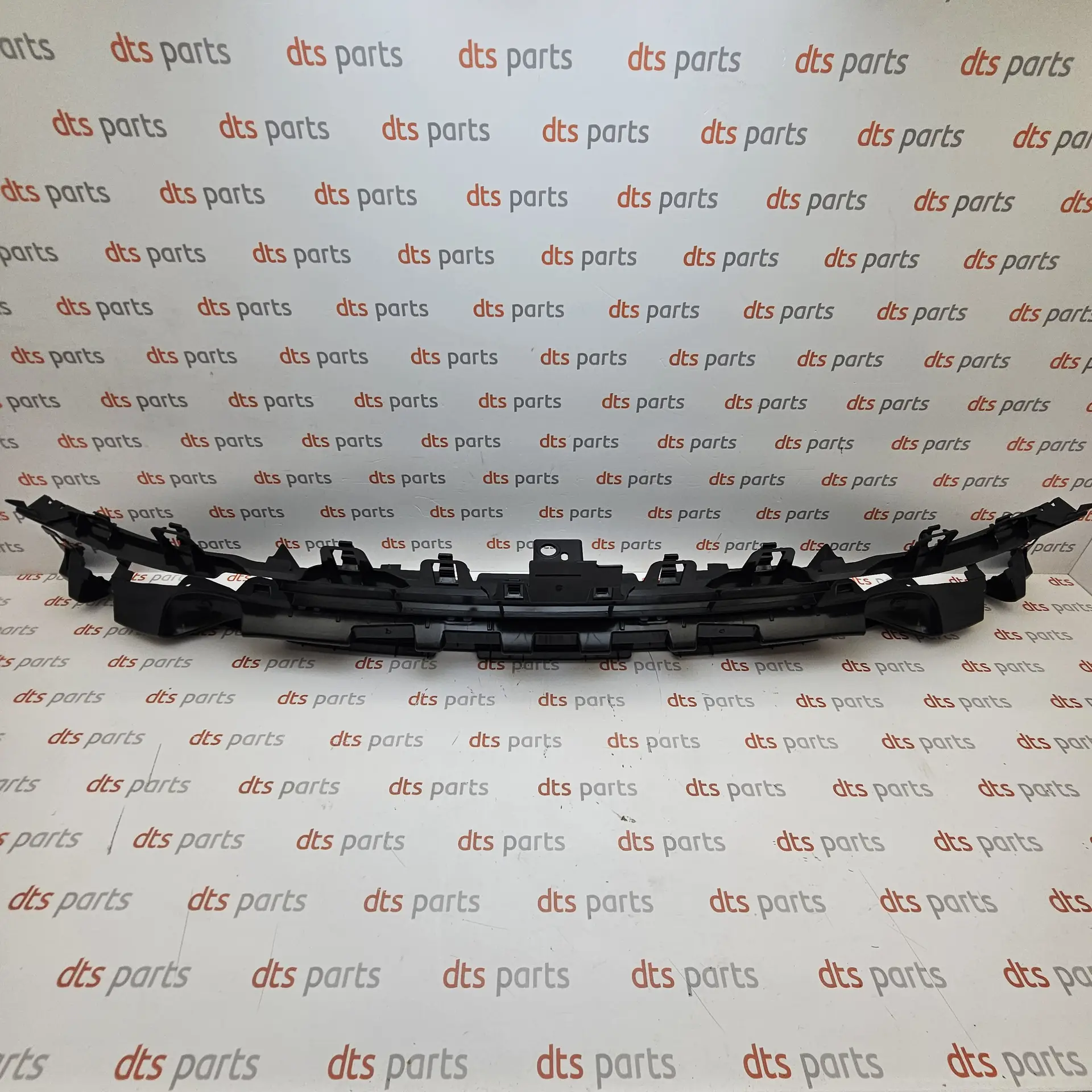 OEM BMW 51117294657 – Front bumper center air intake