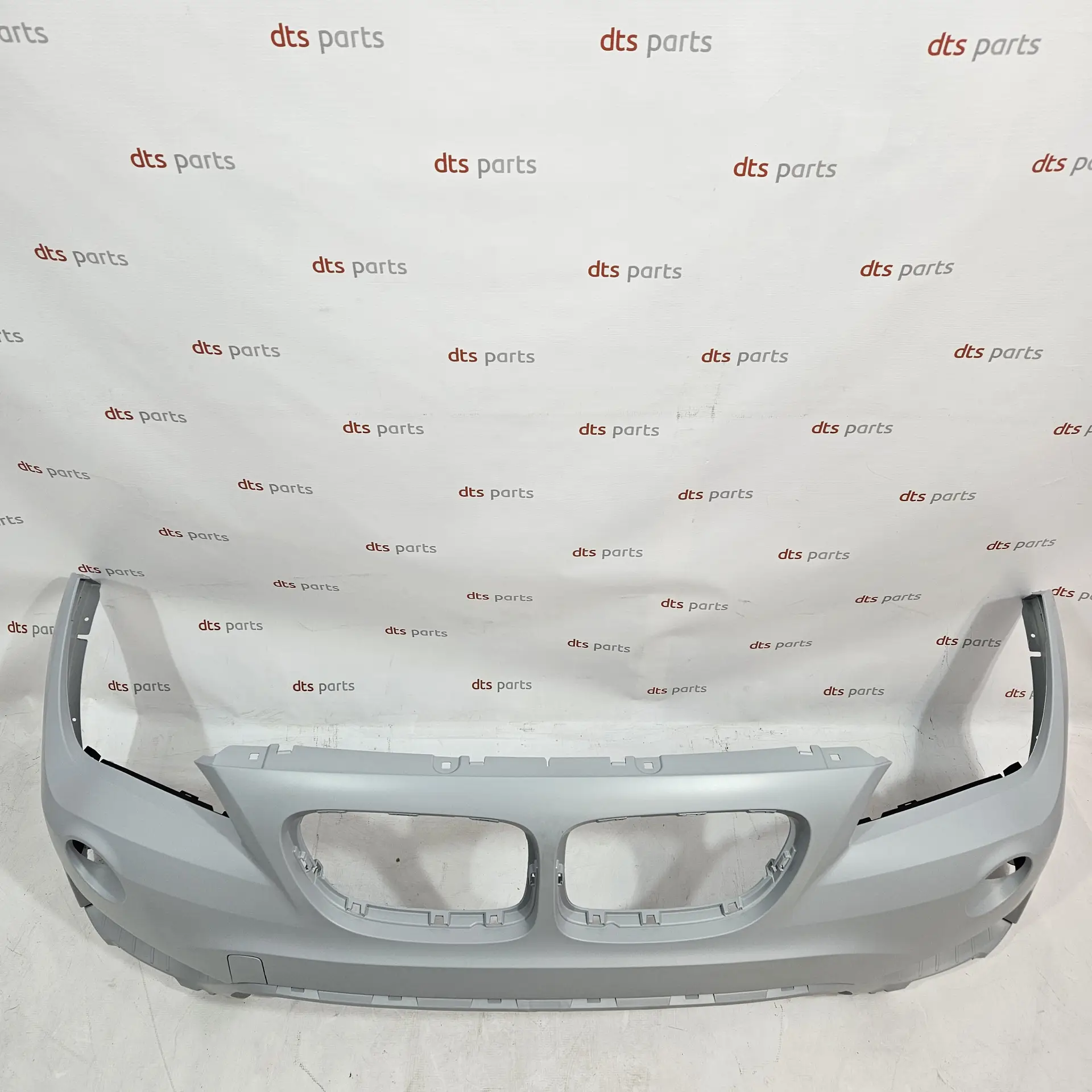 OEM BMW 51117345031 – Front bumper grille mesh