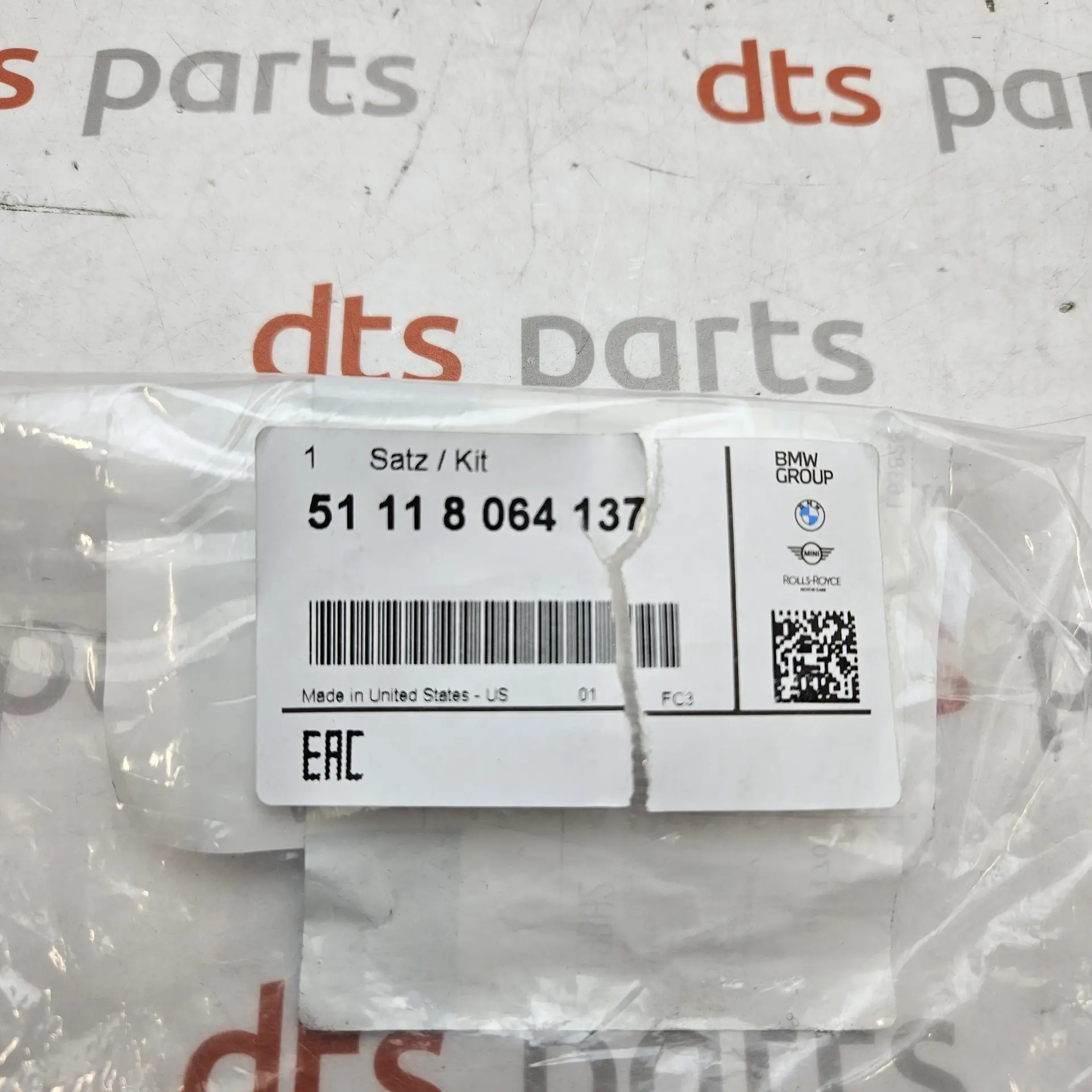 OEM BMW 51118064137 – Front bumper headlight washer nozzle jet cover set
