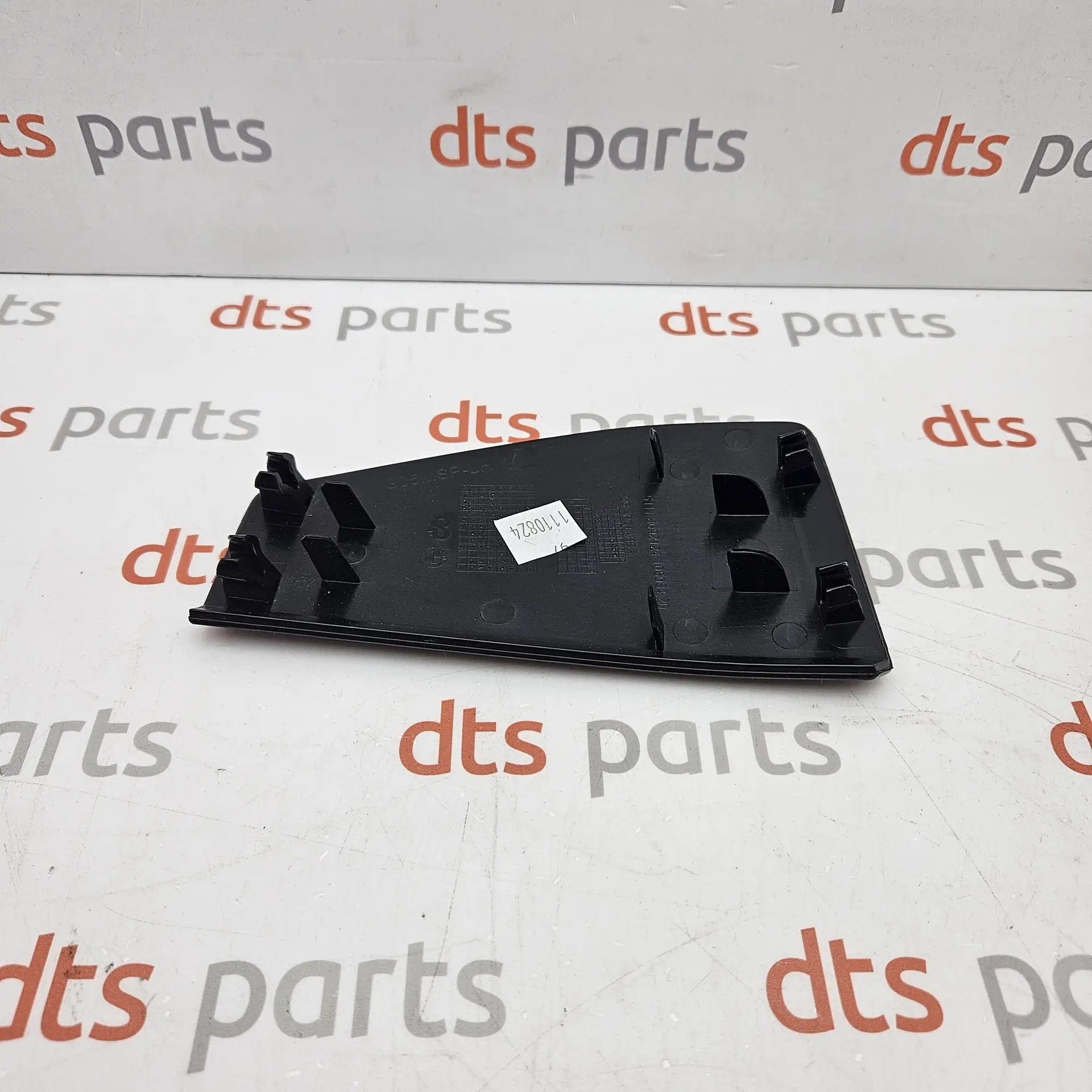 OEM BMW 51118092124 – Front bumper tow cover