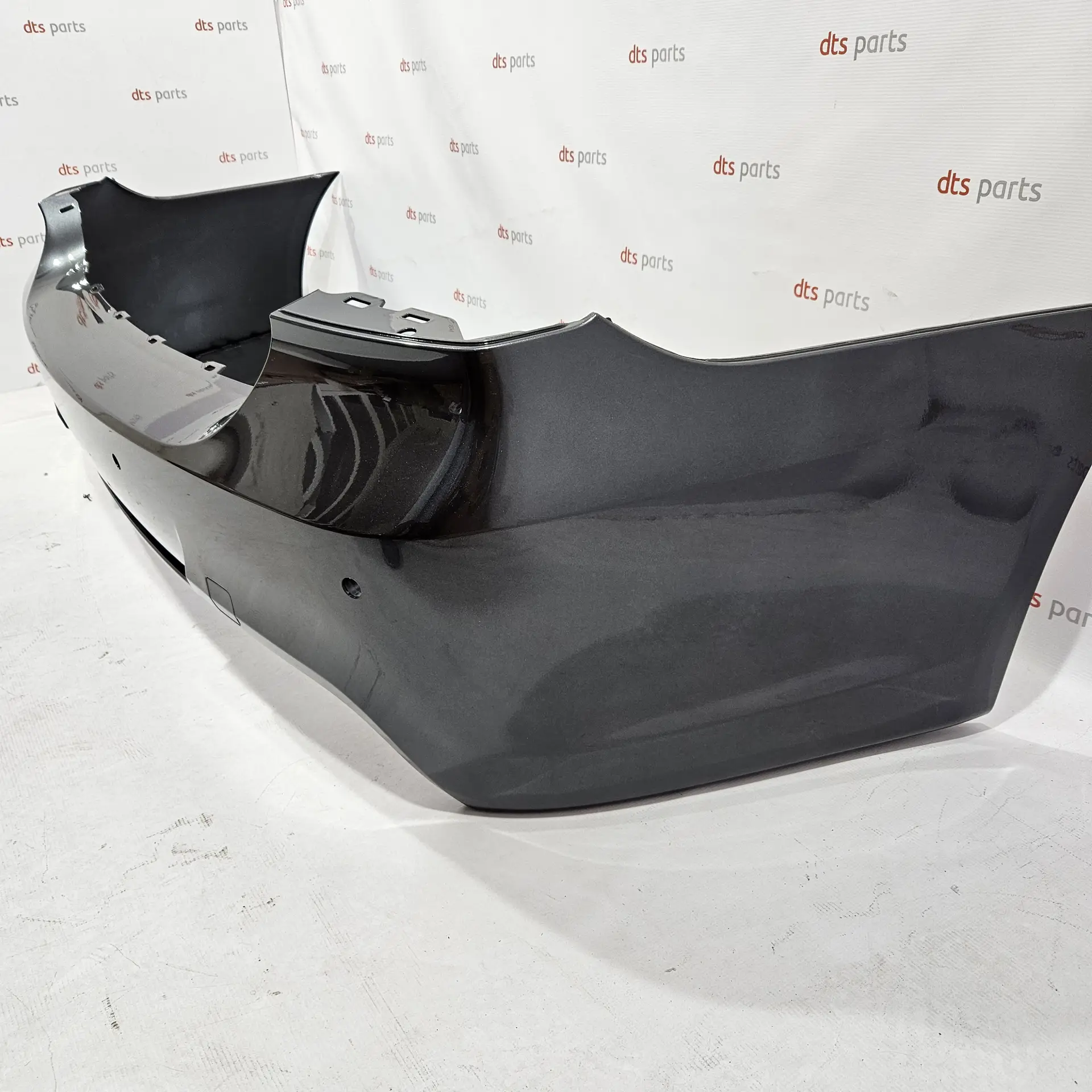 OEM BMW 51128041139 – Rear bumper